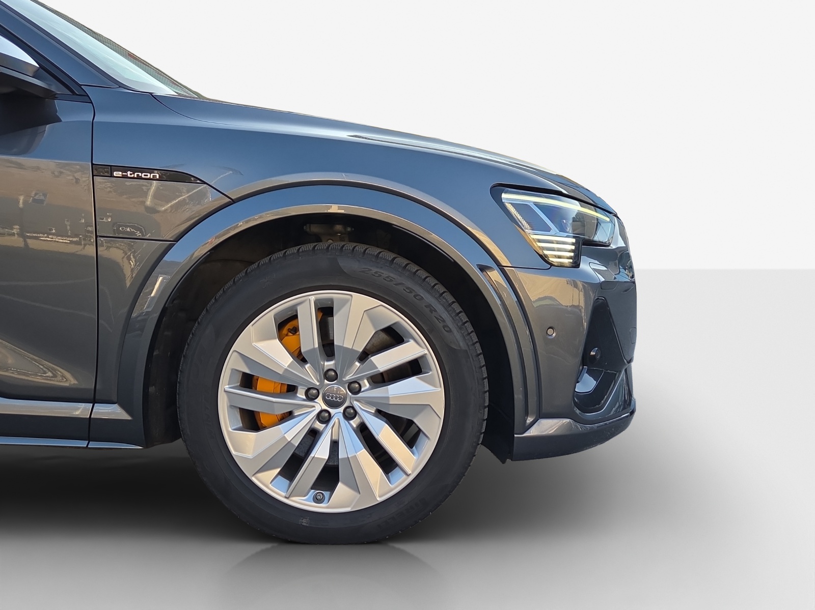 AUDI e-tron S Sportback quattro-image-16