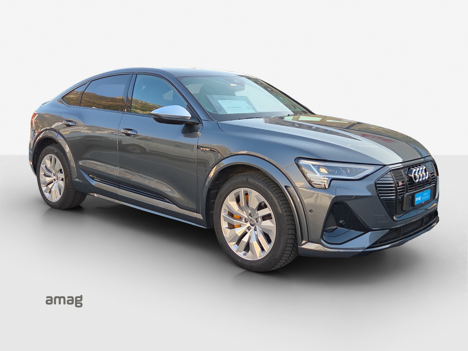 AUDI e-tron S Sportback quattro-image-6