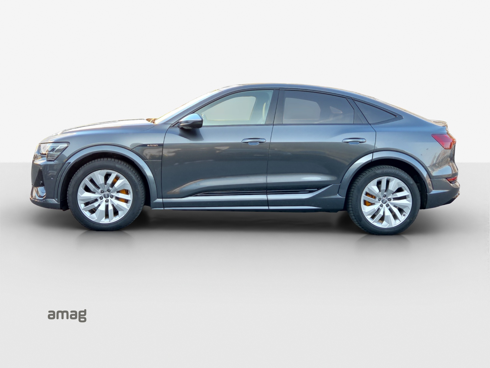 AUDI e-tron S Sportback quattro-image-1