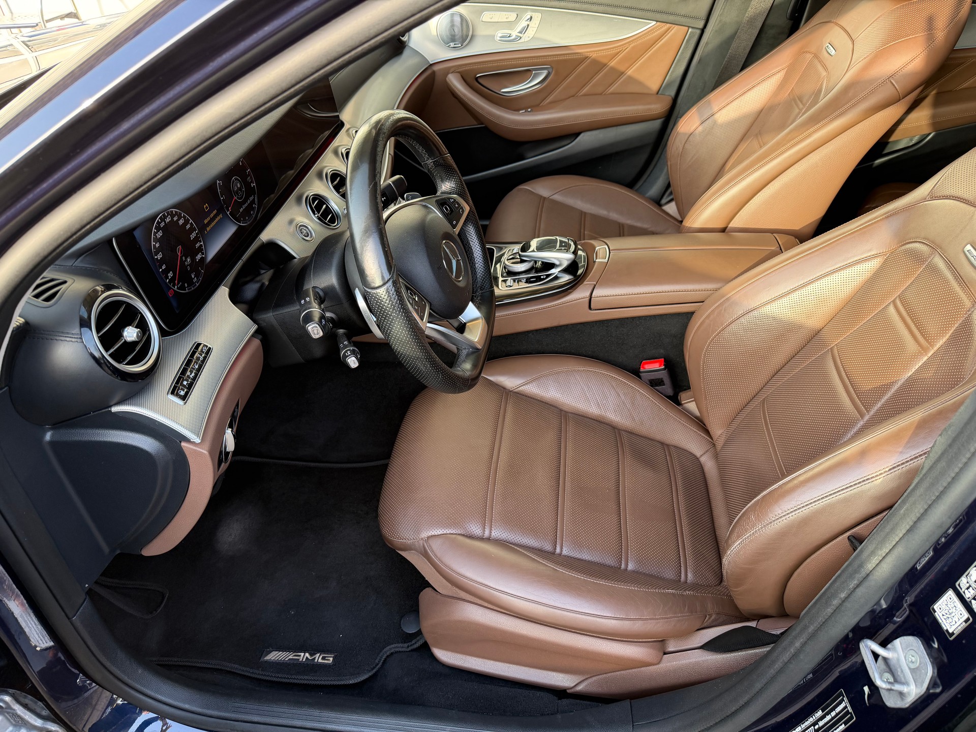 MERCEDES-BENZ E 43 AMG 4 Matic 9G-Tronic-image-7