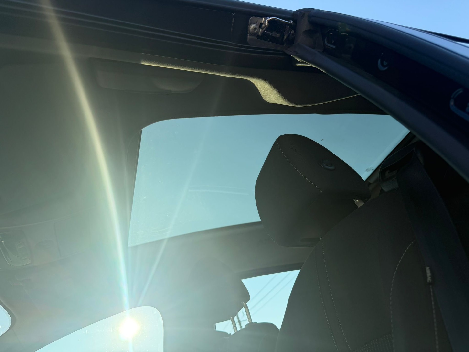 FORD B-Max 1.0 SCTi Titanium-image-9