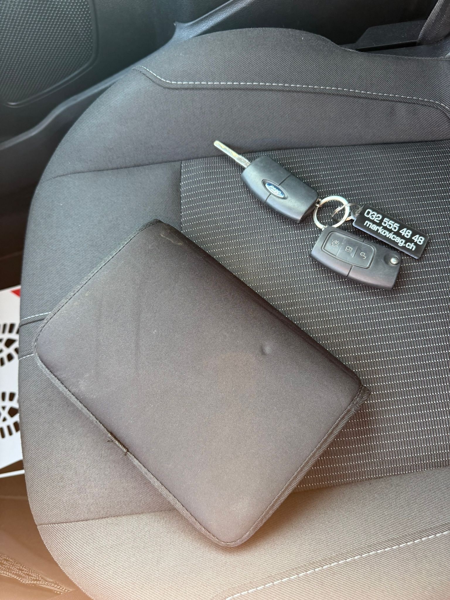 FORD B-Max 1.0 SCTi Titanium-image-10