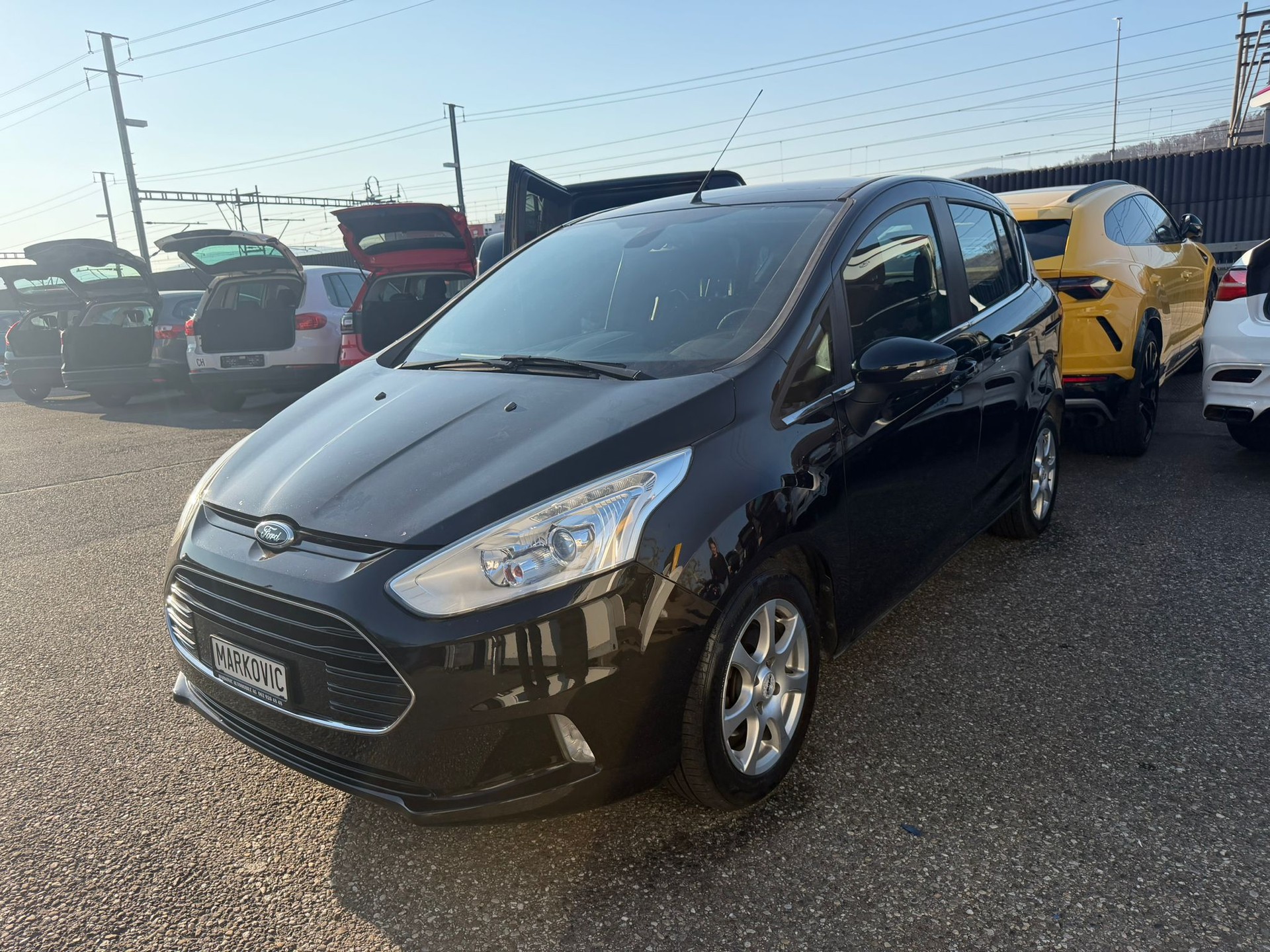 FORD B-Max 1.0 SCTi Titanium-image-1