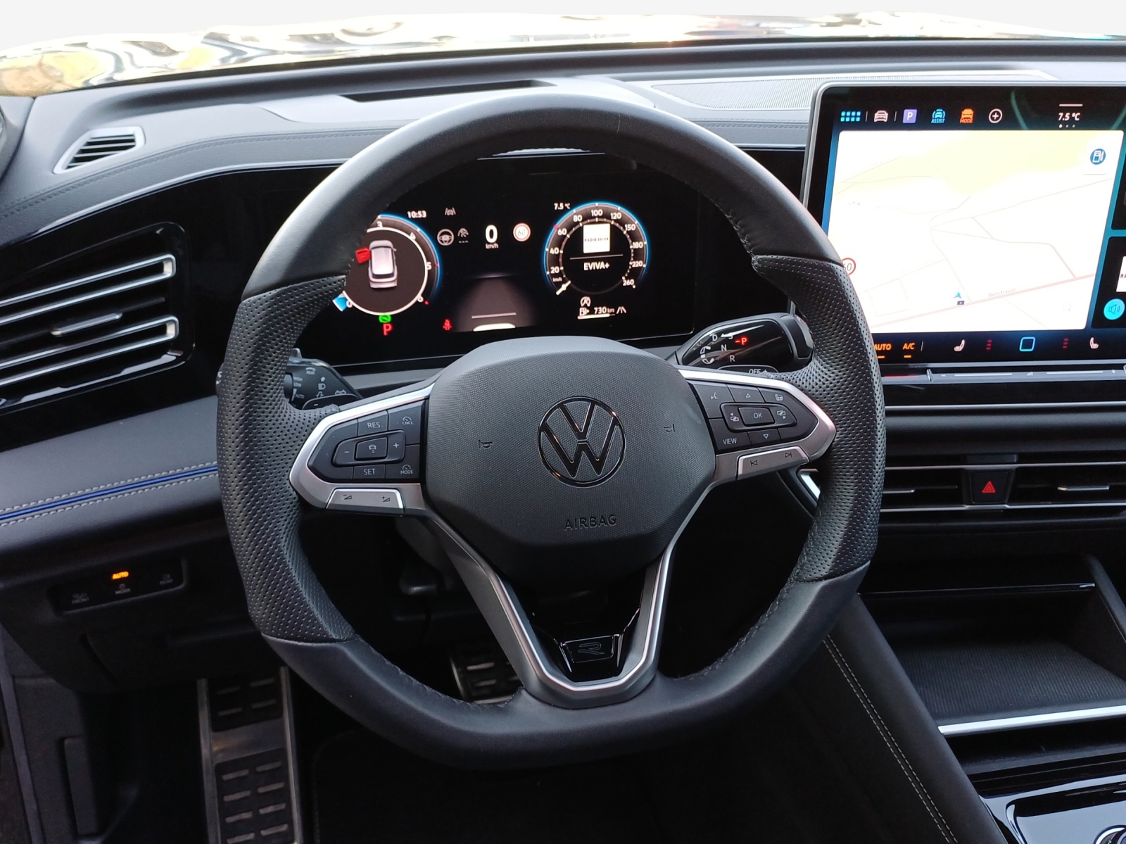 VW Tiguan 2.0 TDI SCR United 4Motion DSG-image-9