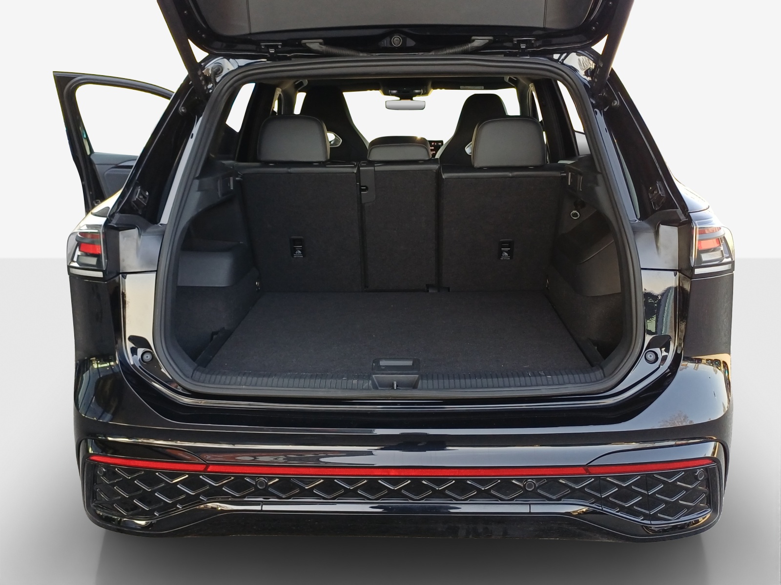 VW Tiguan 2.0 TDI SCR United 4Motion DSG-image-12