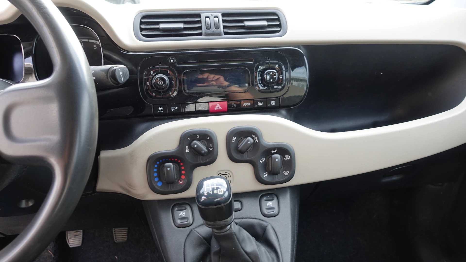 FIAT Panda 0.9 Twinair Turbo Antartica 4x4-image-12