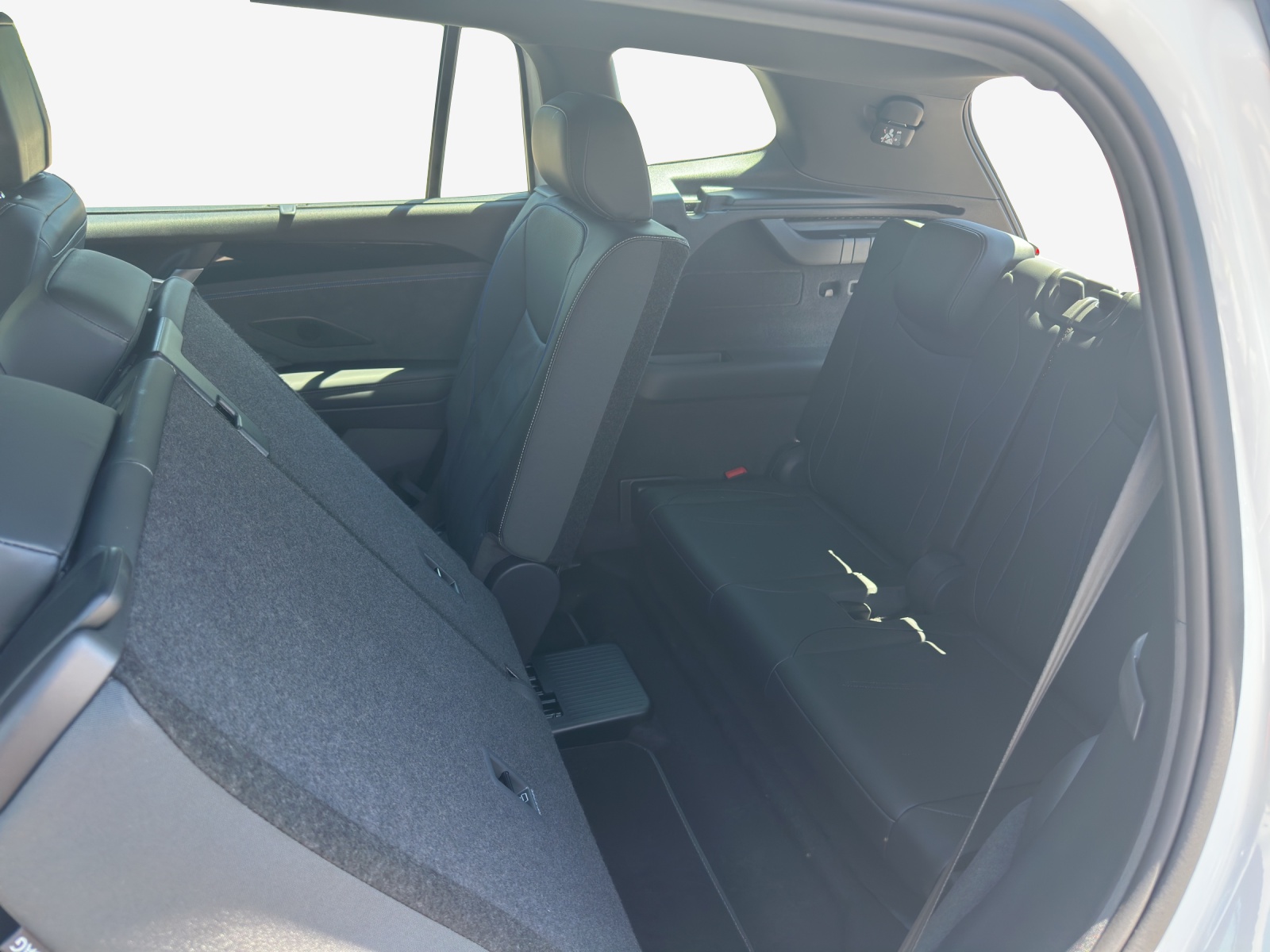 VW Tayron RL 2.0TSI 265PS DSG 4Motion-image-14
