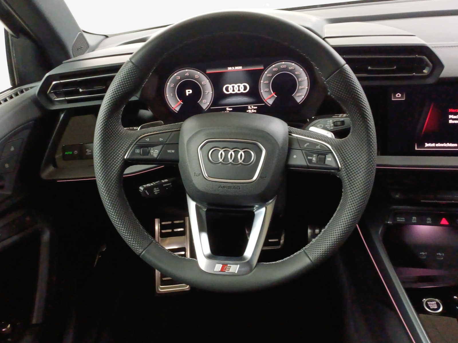 AUDI A3 Sportback TFSI 110 kW S line Attraction S tronic-image-9