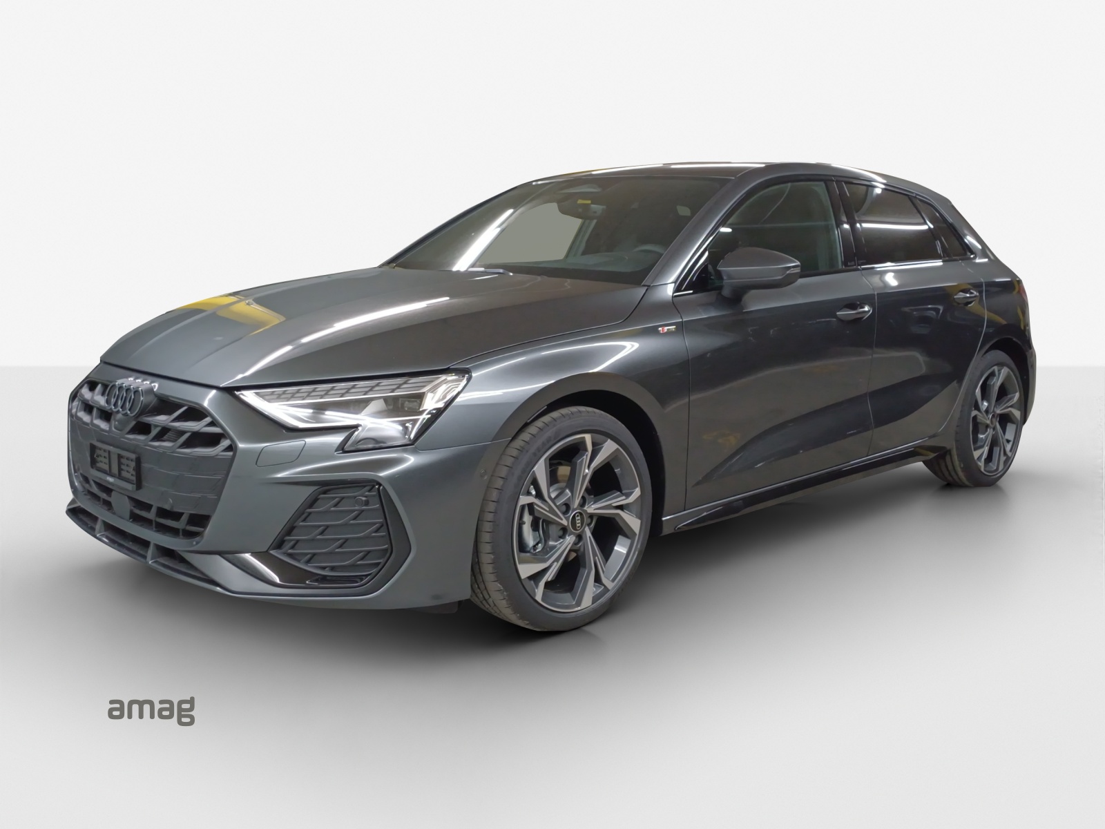 AUDI A3 Sportback TFSI 110 kW S line Attraction S tronic-image-0