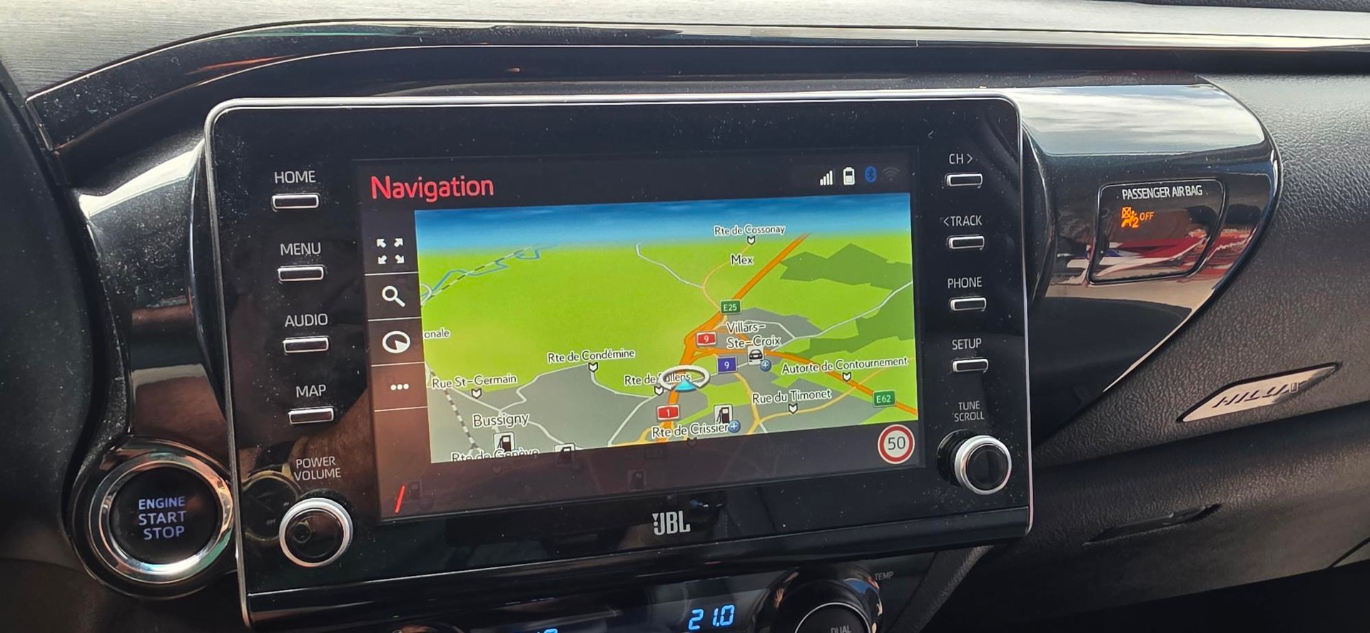 TOYOTA Hilux 2.8D-4D invincible Double Cab 4x4 A-image-4