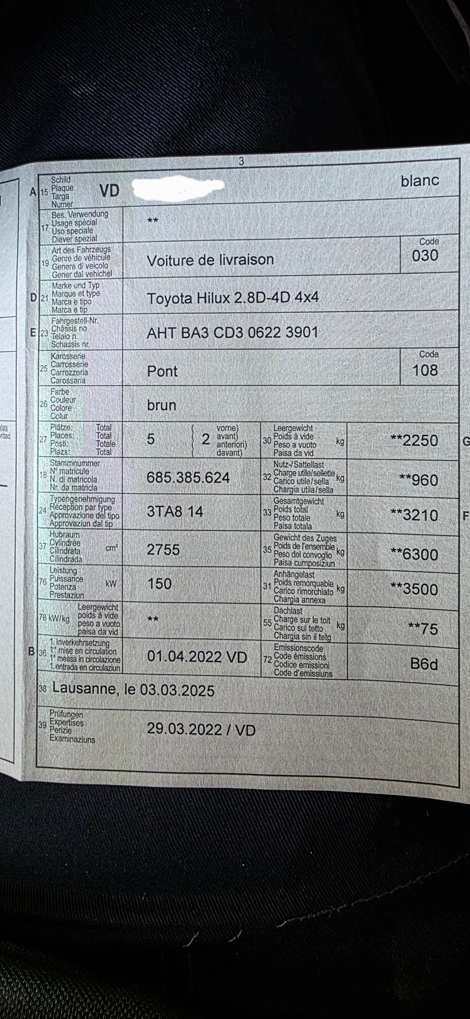 TOYOTA Hilux 2.8D-4D invincible Double Cab 4x4 A-image-3