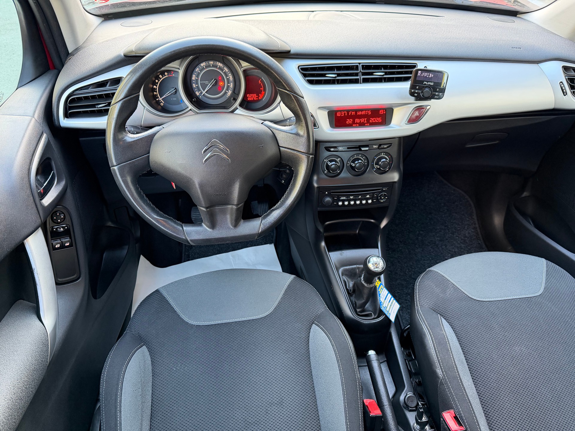 CITROEN C3 1.4i 16V Swiss Style-image-7