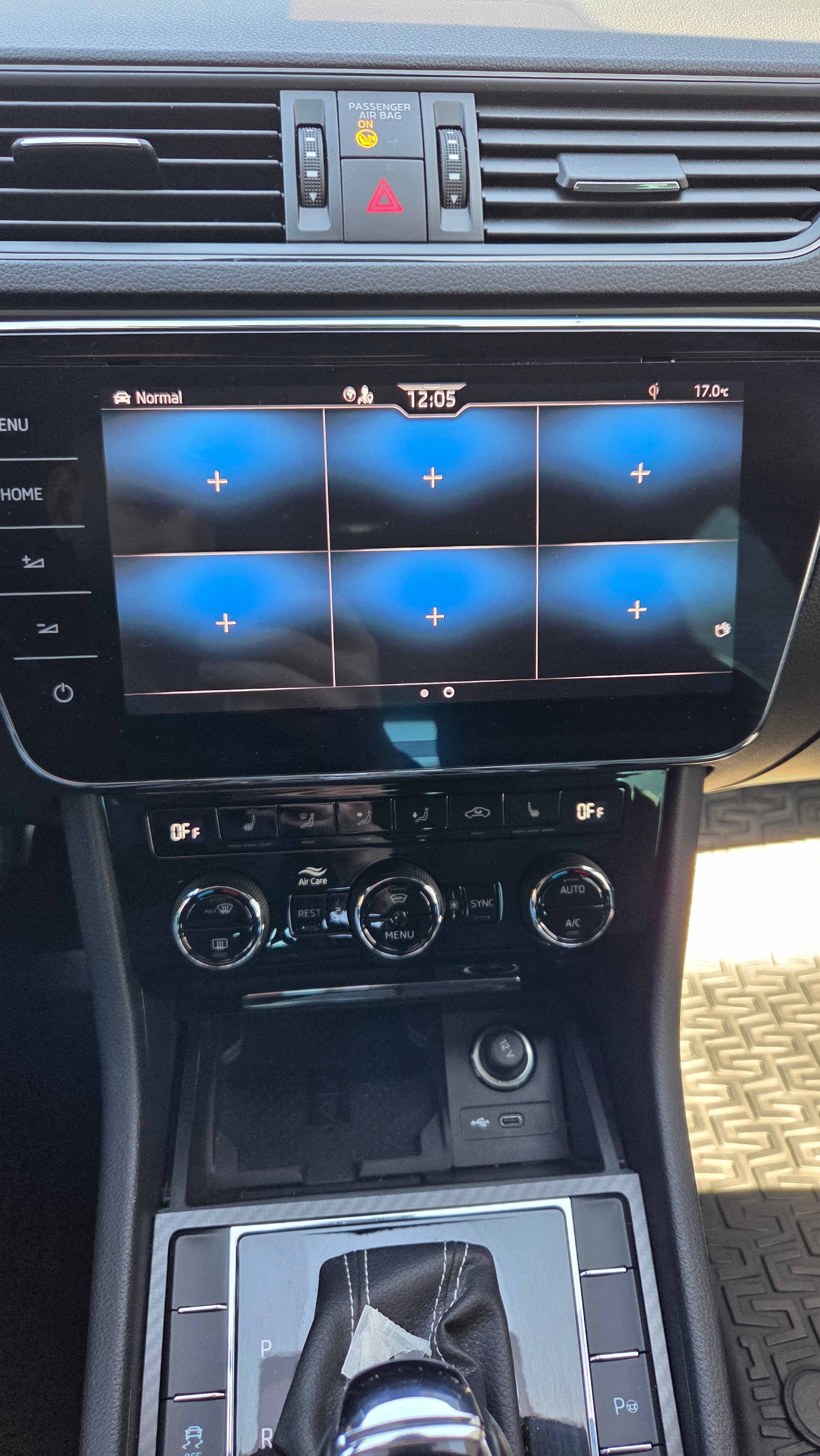 SKODA Superb Combi 2.0 TSI SportLine 4x4 DSG-image-15