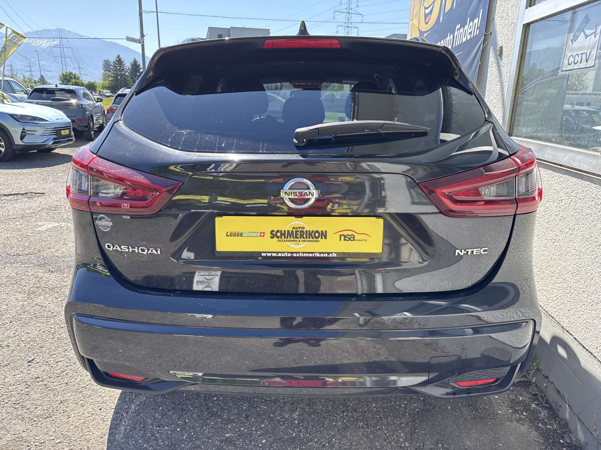 NISSAN Qashqai 1.7 dCi N-Tec 4x4 Automat-image-3