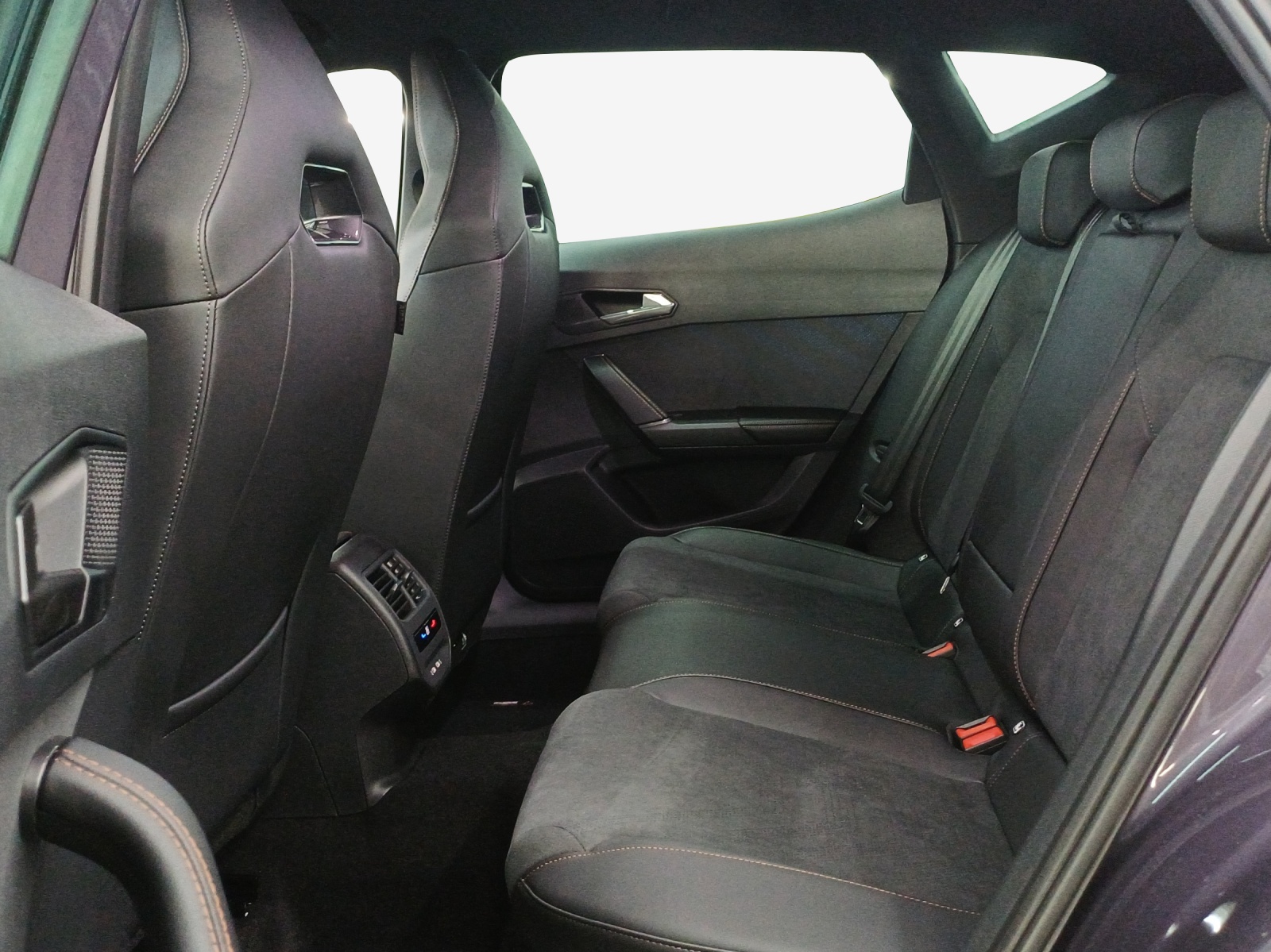 CUPRA Formentor 1.5 TSI Prime Edition DSG-image-11