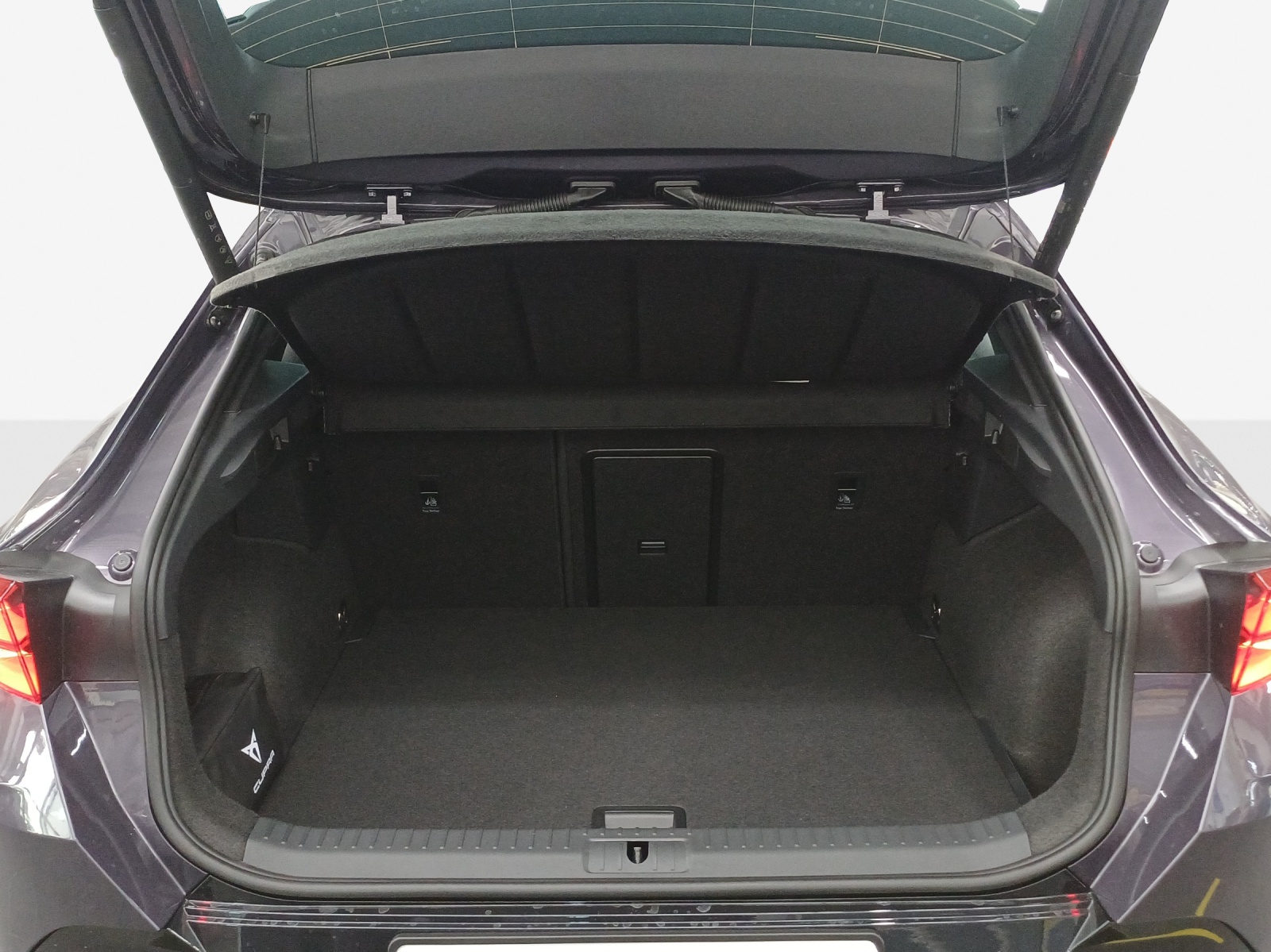 CUPRA Formentor 1.5 TSI Prime Edition DSG-image-12