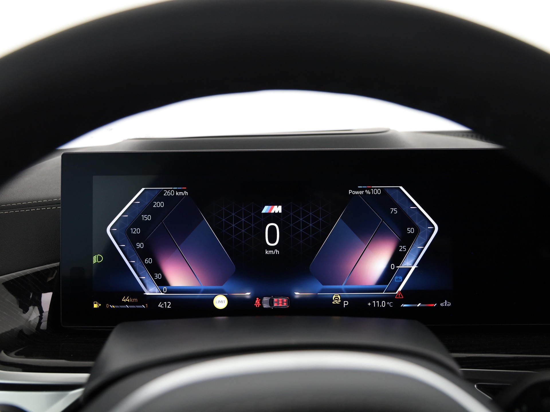 BMW X7 40i xDrive-image-9