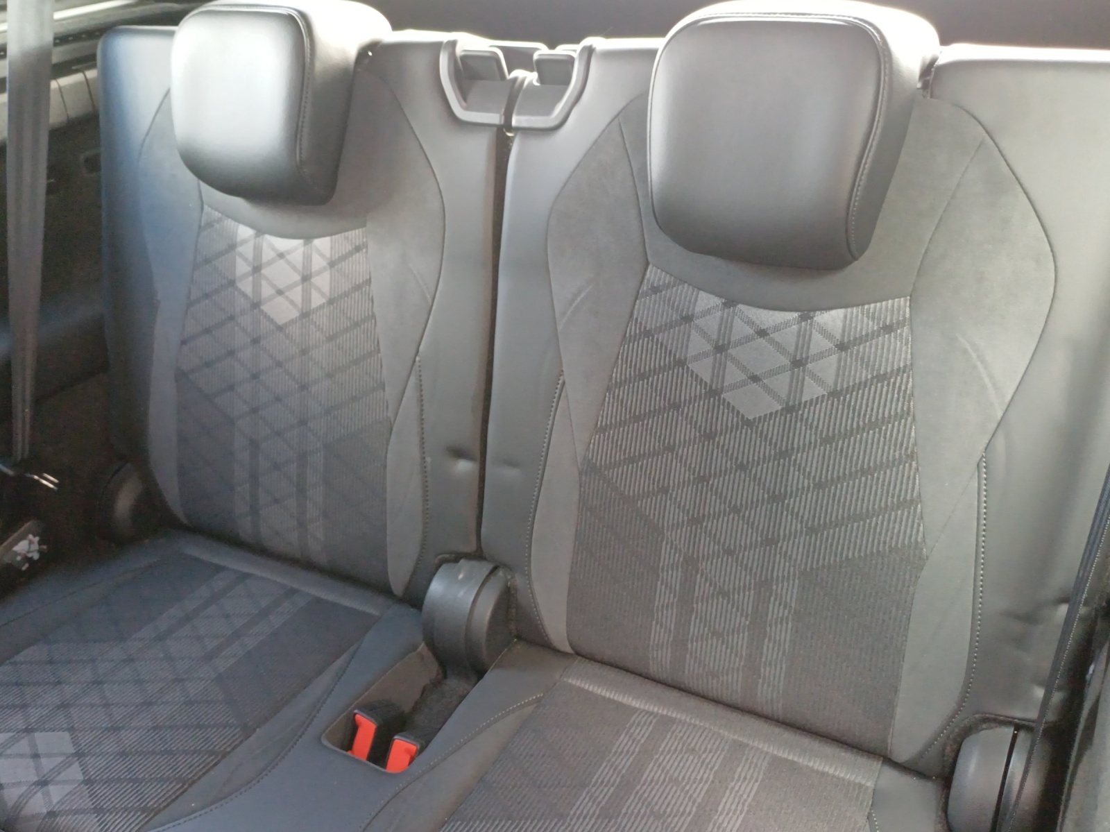 VW Tayron 2.0 TSI R-Line DSG 4Motion-image-15