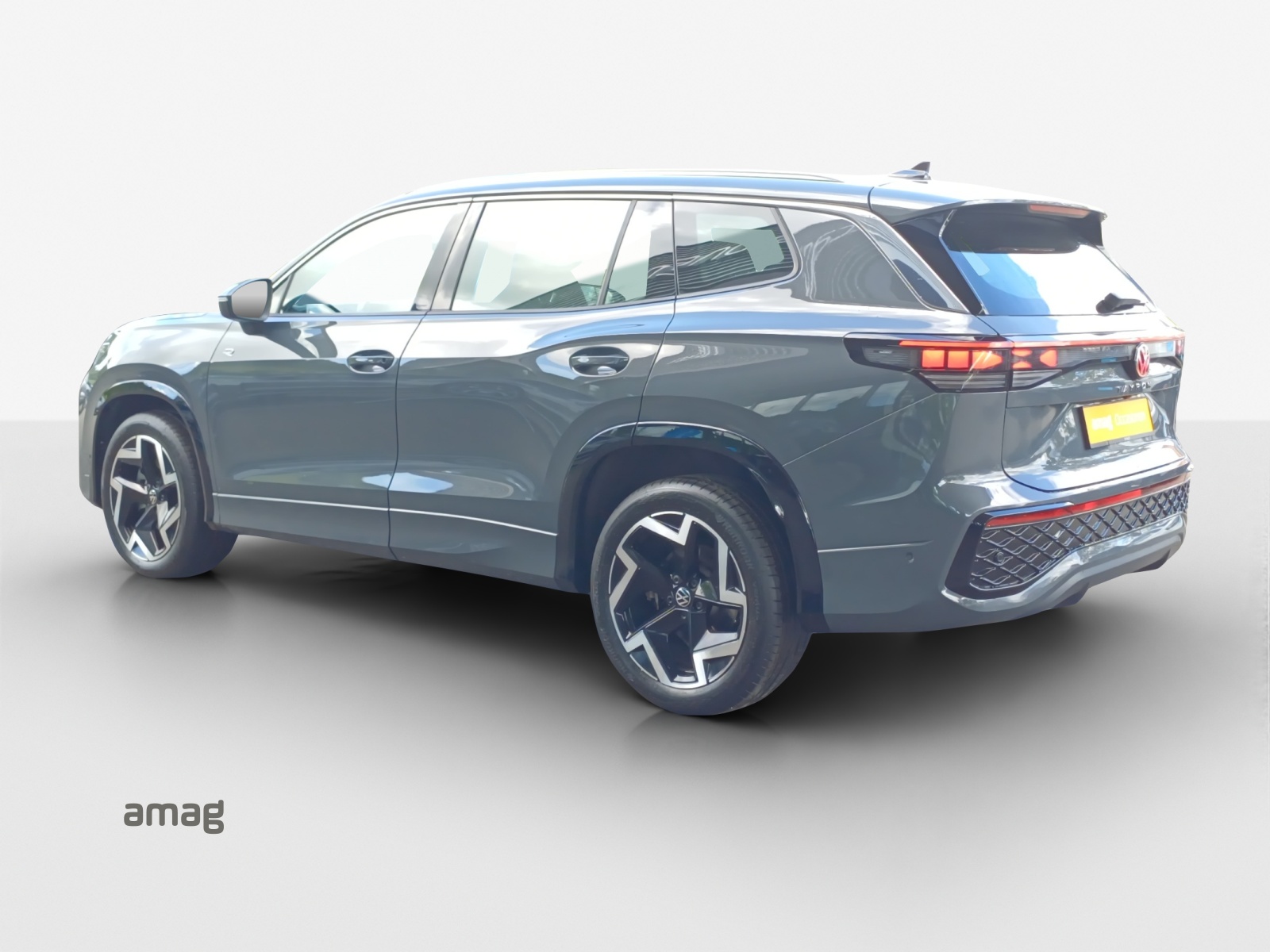 VW Tayron 2.0 TSI R-Line DSG 4Motion-image-2