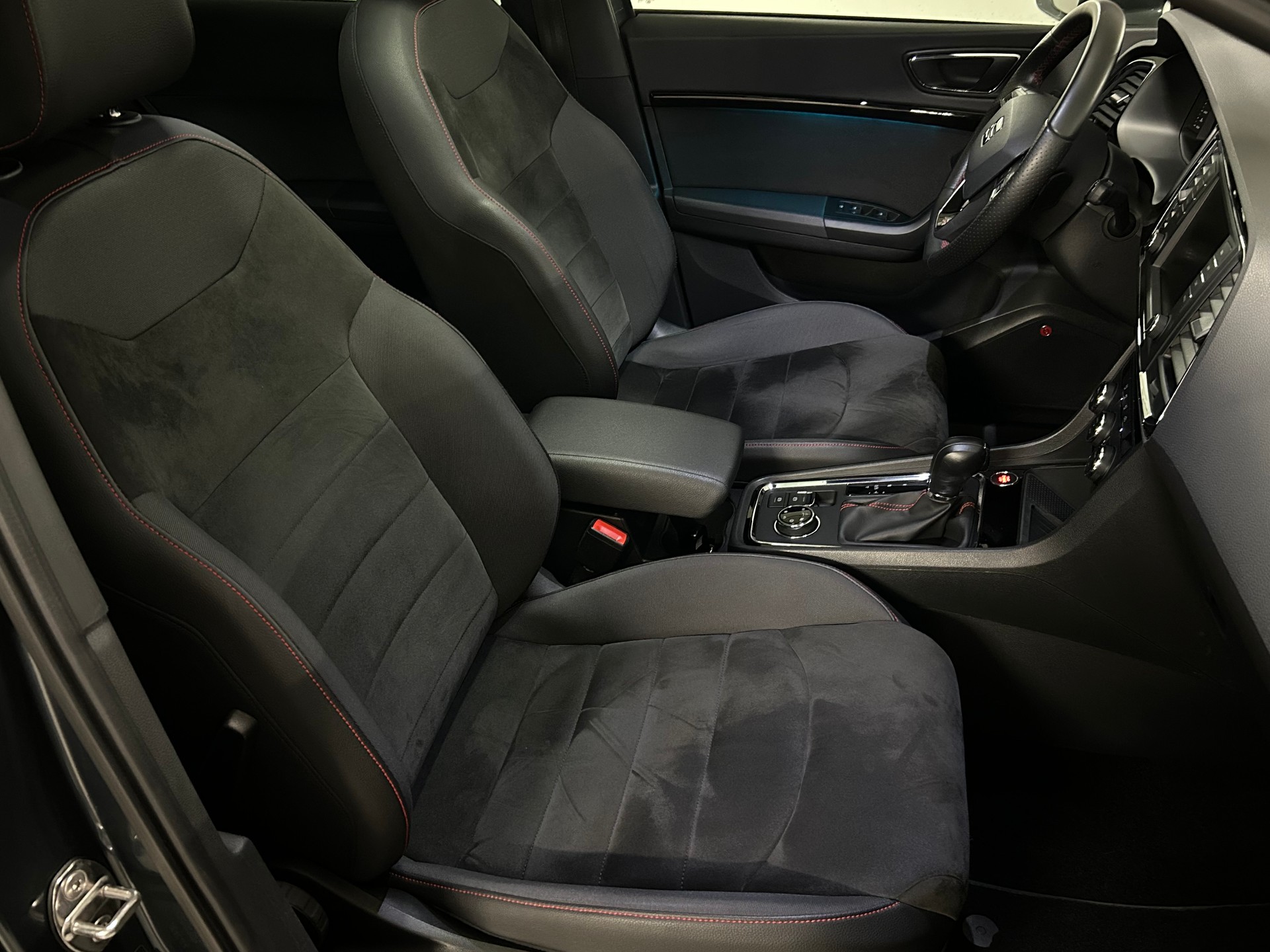 SEAT Ateca 2.0 TDI CR FR 4Drive DSG-image-5