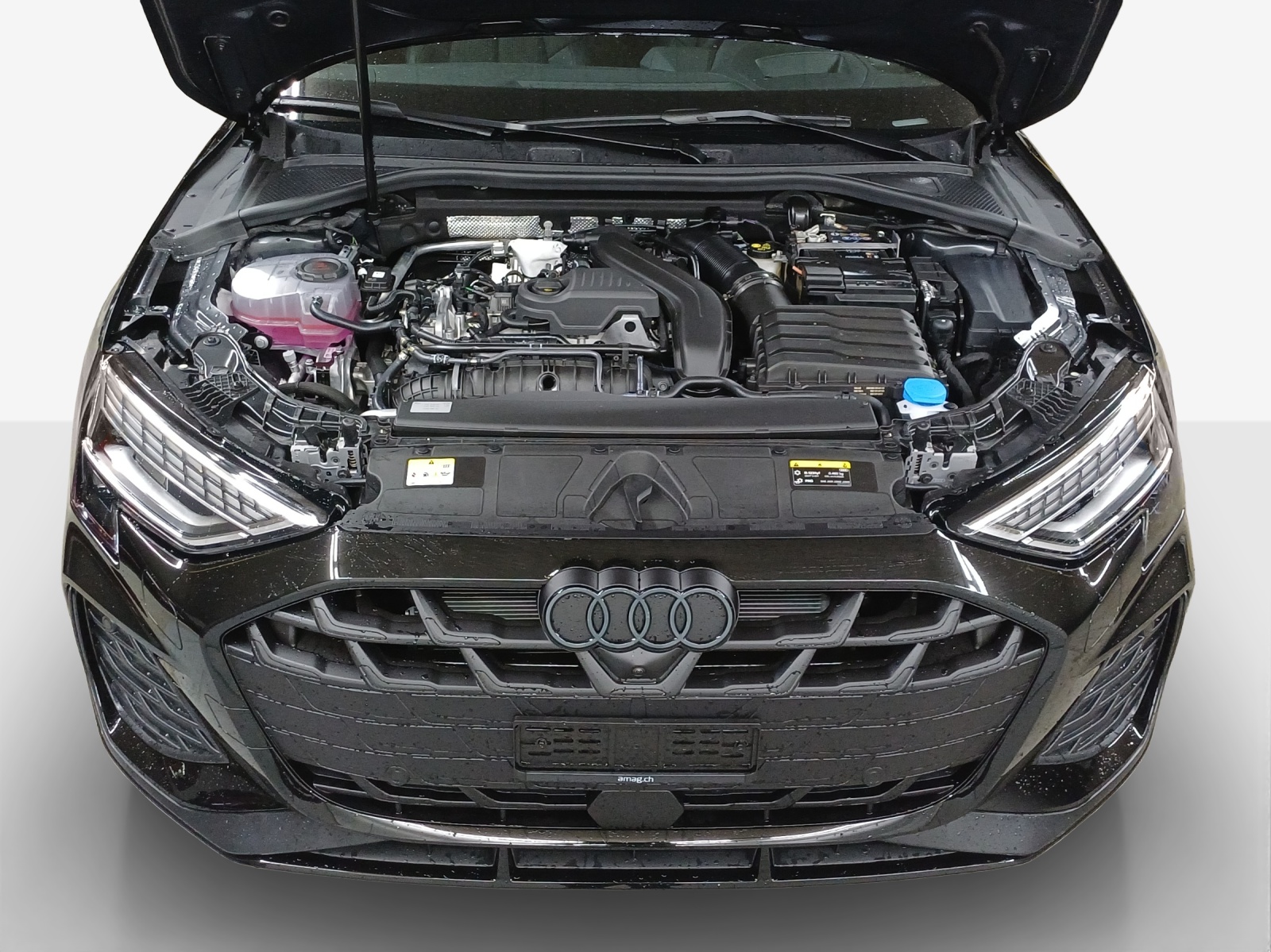 AUDI A3 Sportback TFSI 110 kW S line S tronic-image-14