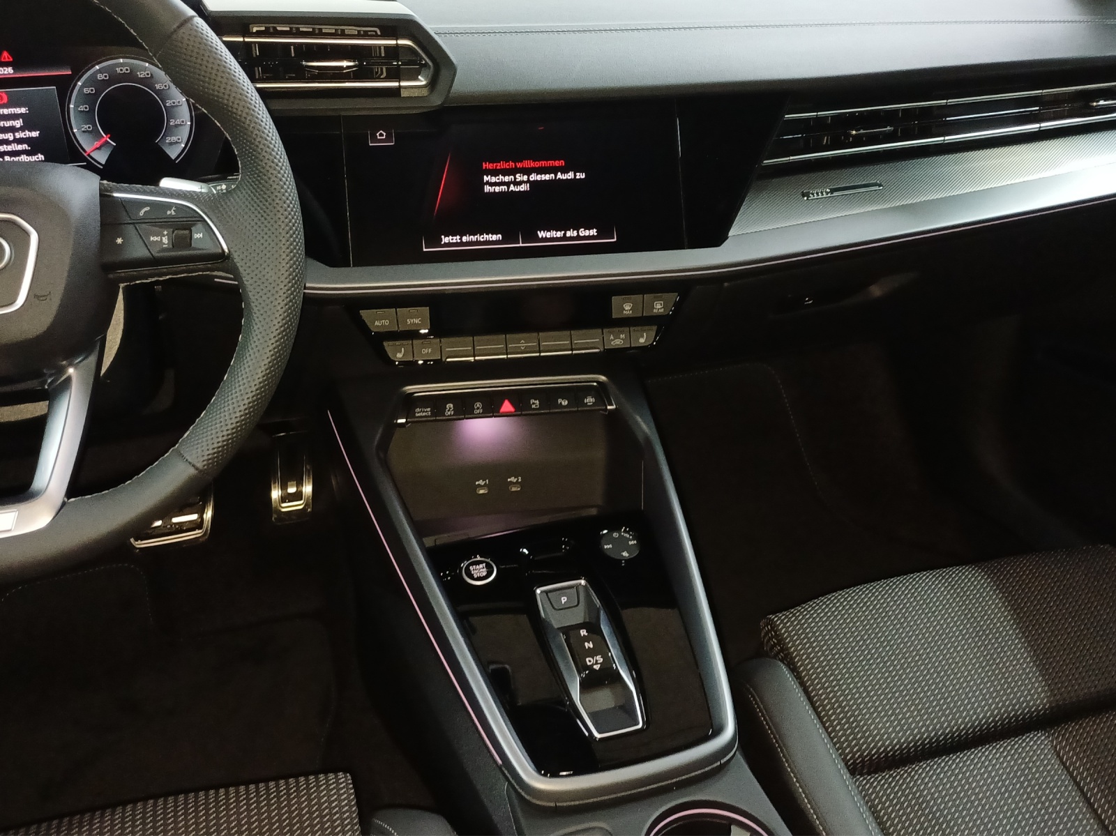 AUDI A3 Sportback TFSI 110 kW S line S tronic-image-10