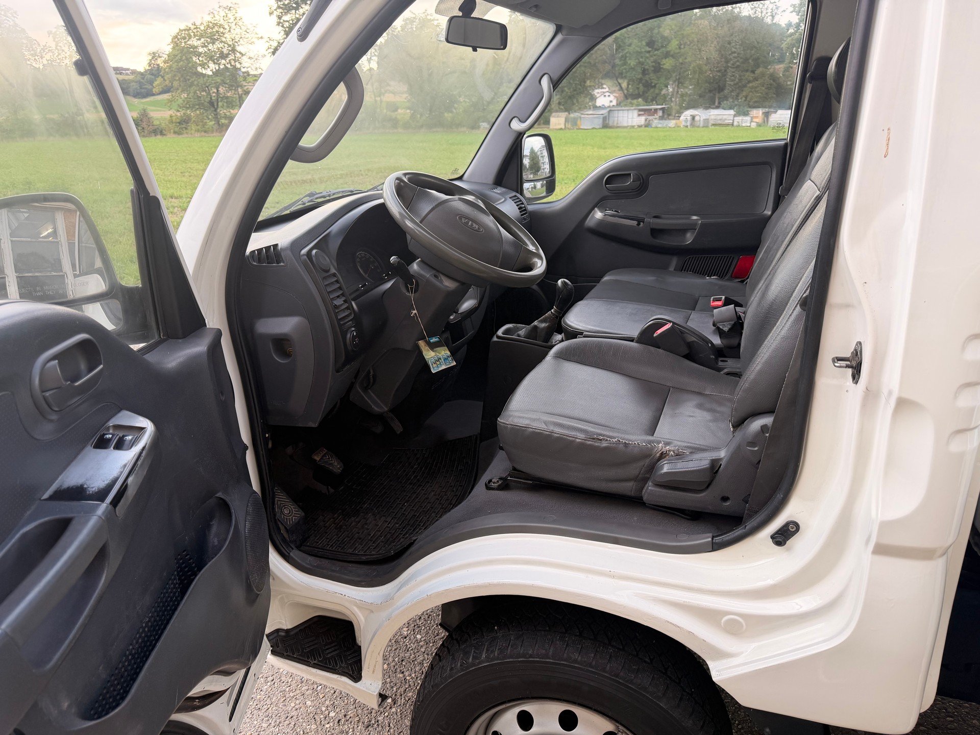 KIA K2900 CRDi-image-5
