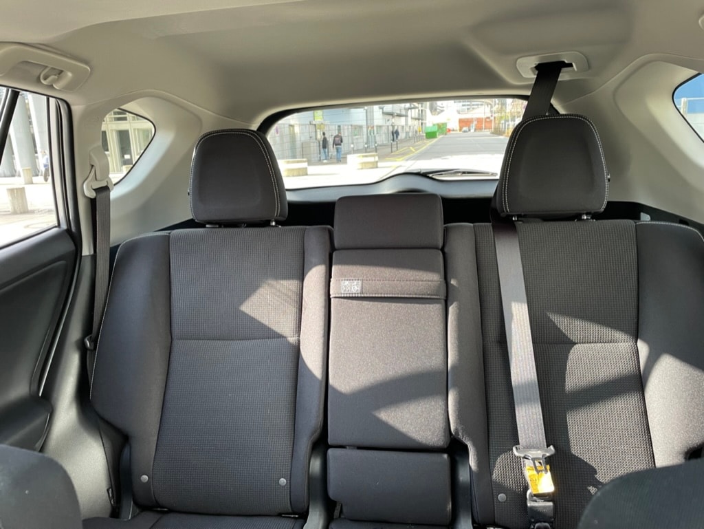 TOYOTA RAV4 Hybrid AWD, 2.5 / 41’000 km / ab MFK und Service-image-3