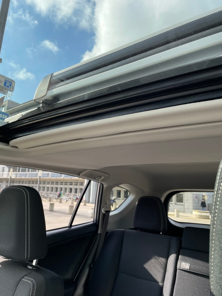 TOYOTA RAV4 Hybrid AWD, 2.5 / 41’000 km / ab MFK und Service-image-5