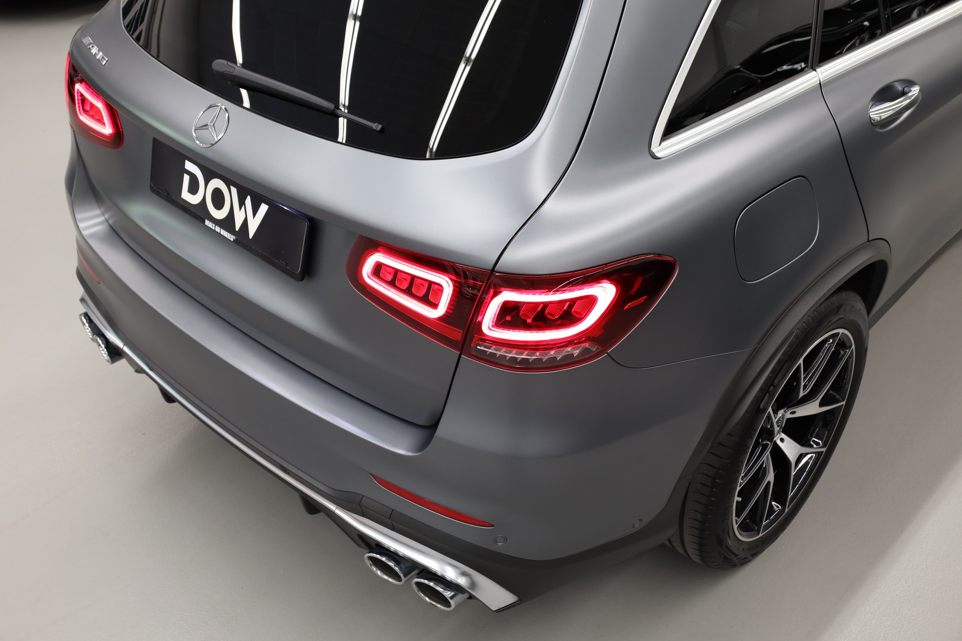 MERCEDES-BENZ GLC 43 AMG 4m-image-8
