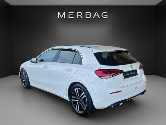 MERCEDES-BENZ A 200d 4Matic Progressive-image-2