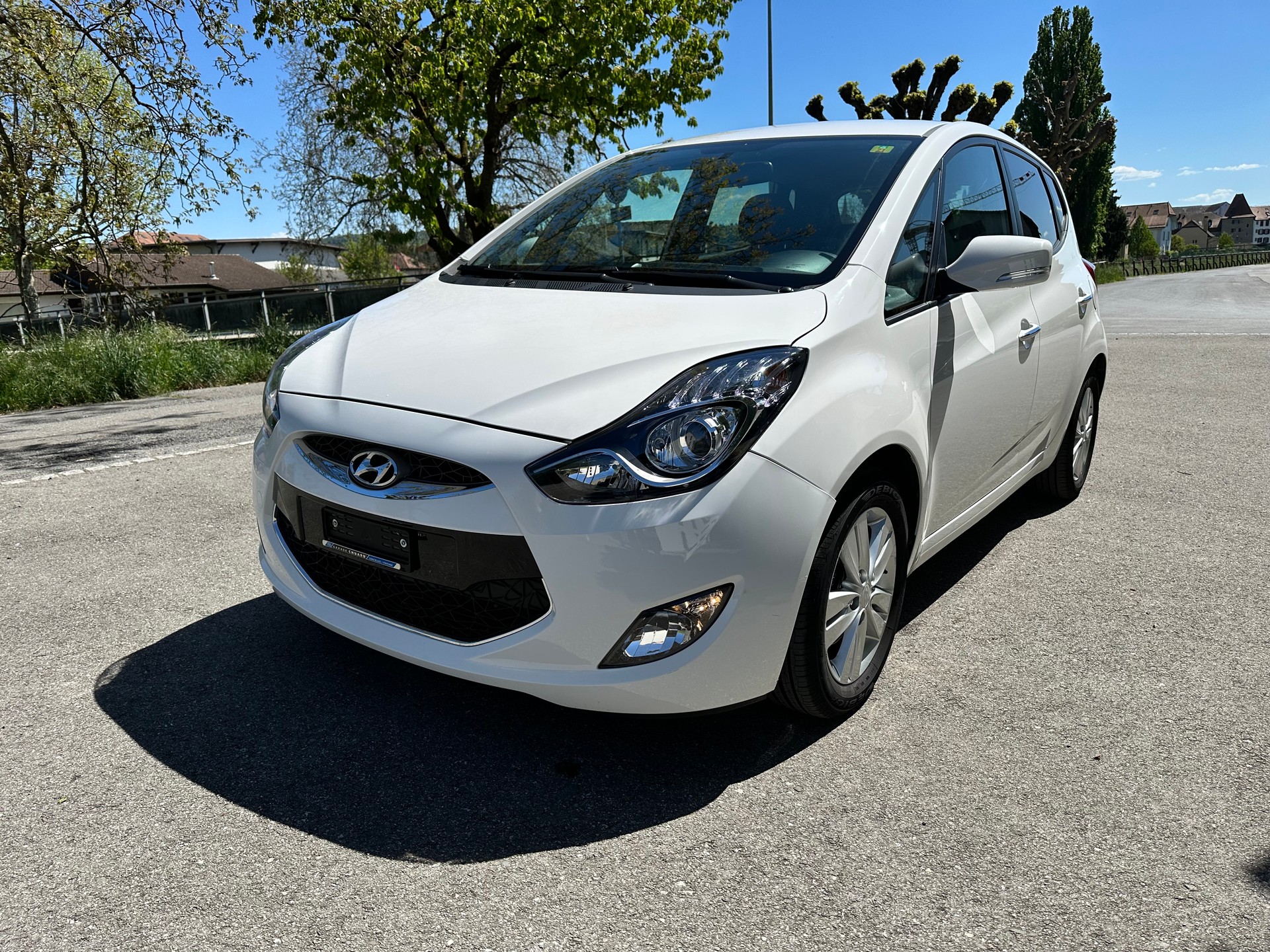HYUNDAI 1.6 Style