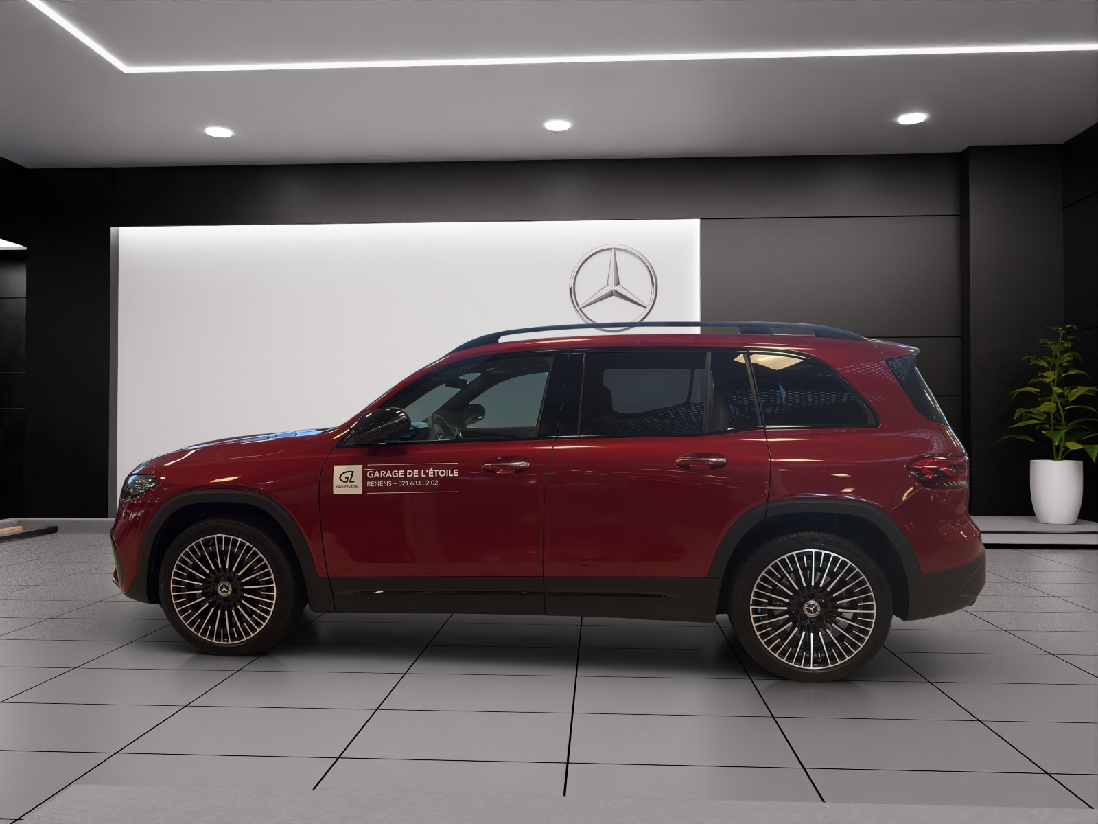 MERCEDES-BENZ EQB 350 66,5 kWh 4Matic Swiss Star-image-2