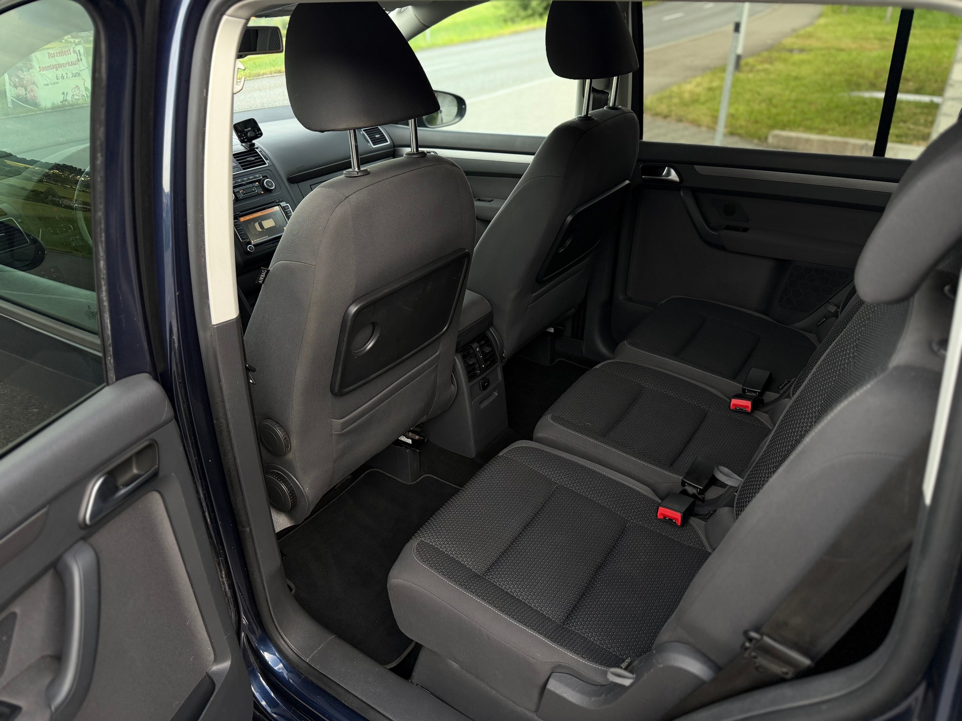 VW Touran 1.6 TDI Comfortline DSG-image-13