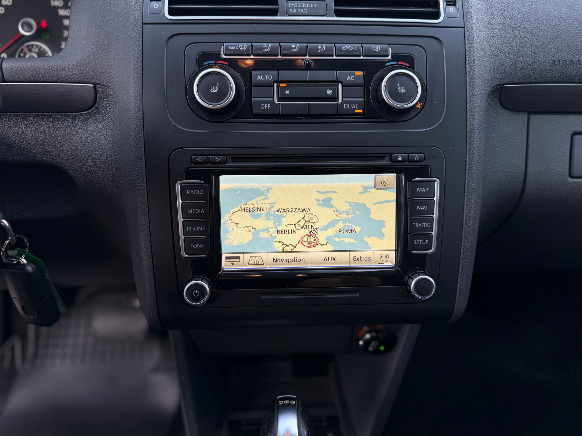 VW Touran 1.6 TDI Comfortline DSG-image-11