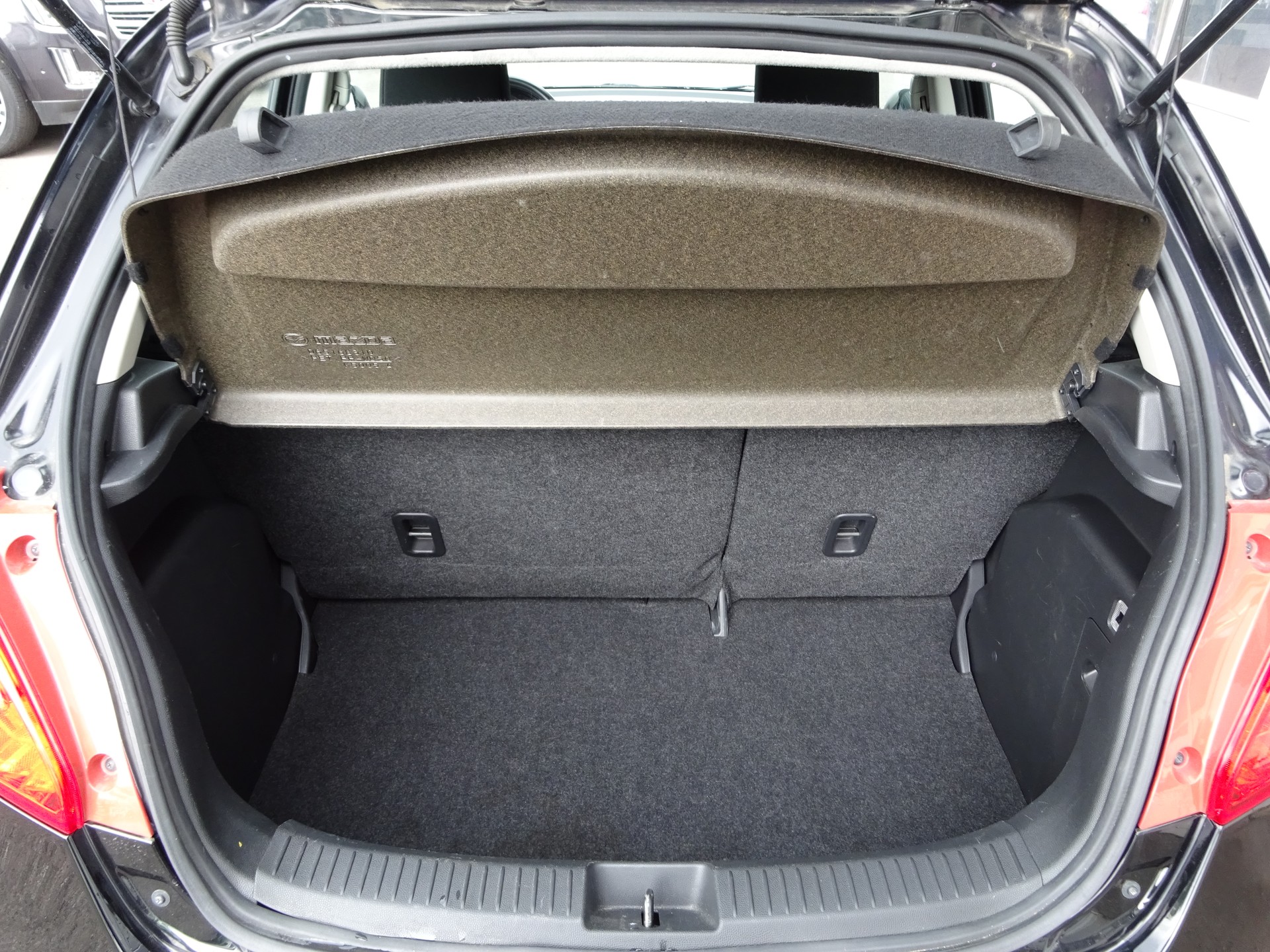 MAZDA 2 1.5i 16V Exclusive Automatic-image-10