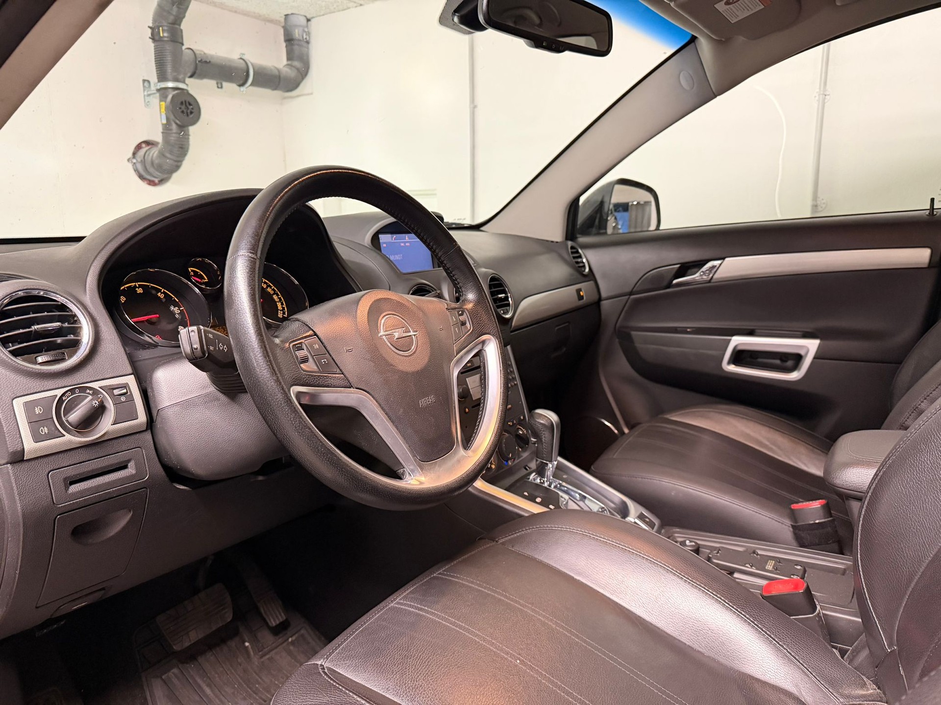 OPEL Antara 2.2 CDTi Cosmo 4WD Automatic-image-8