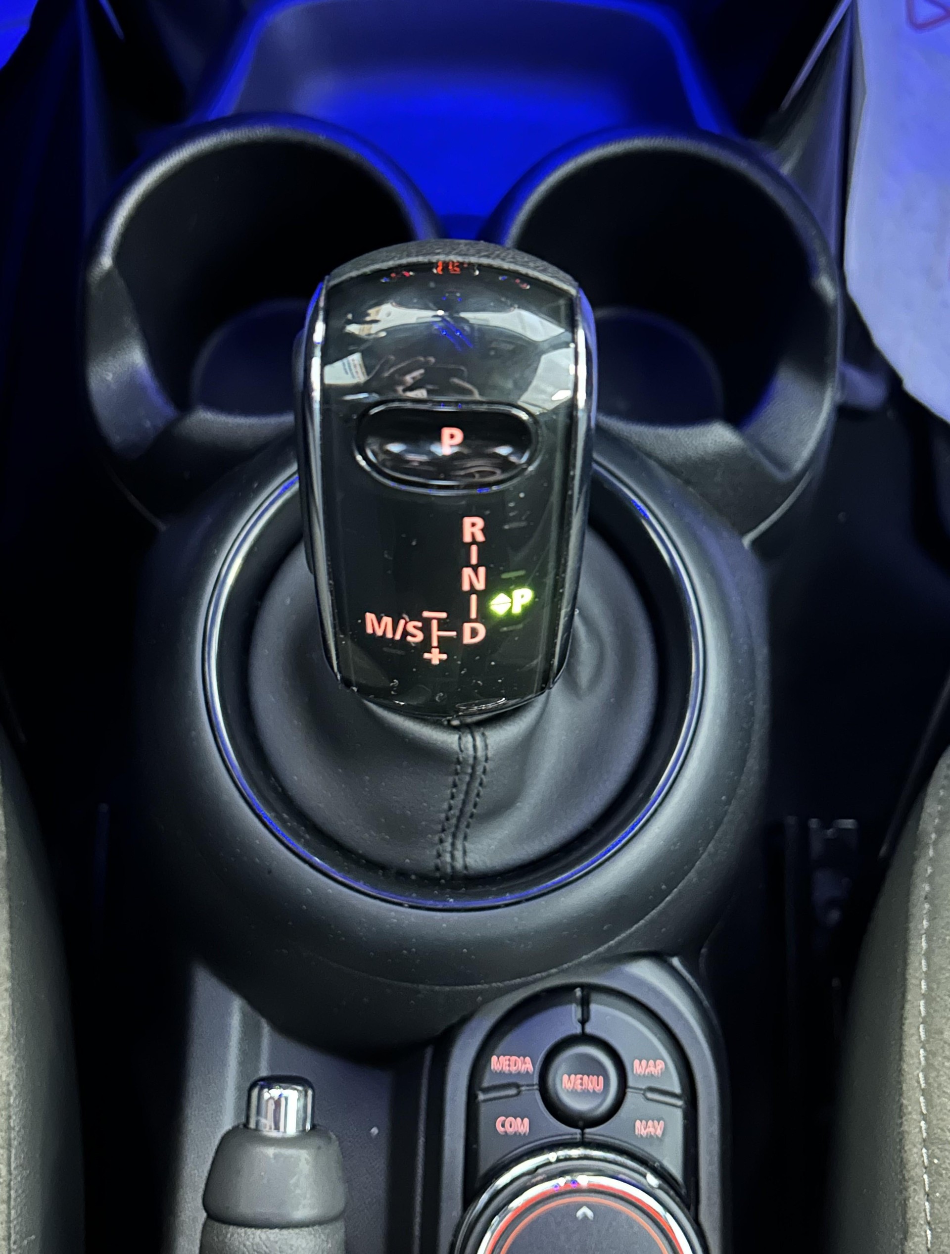 MINI Cabrio F57 2.0i Cooper S CABRIOLET-image-17
