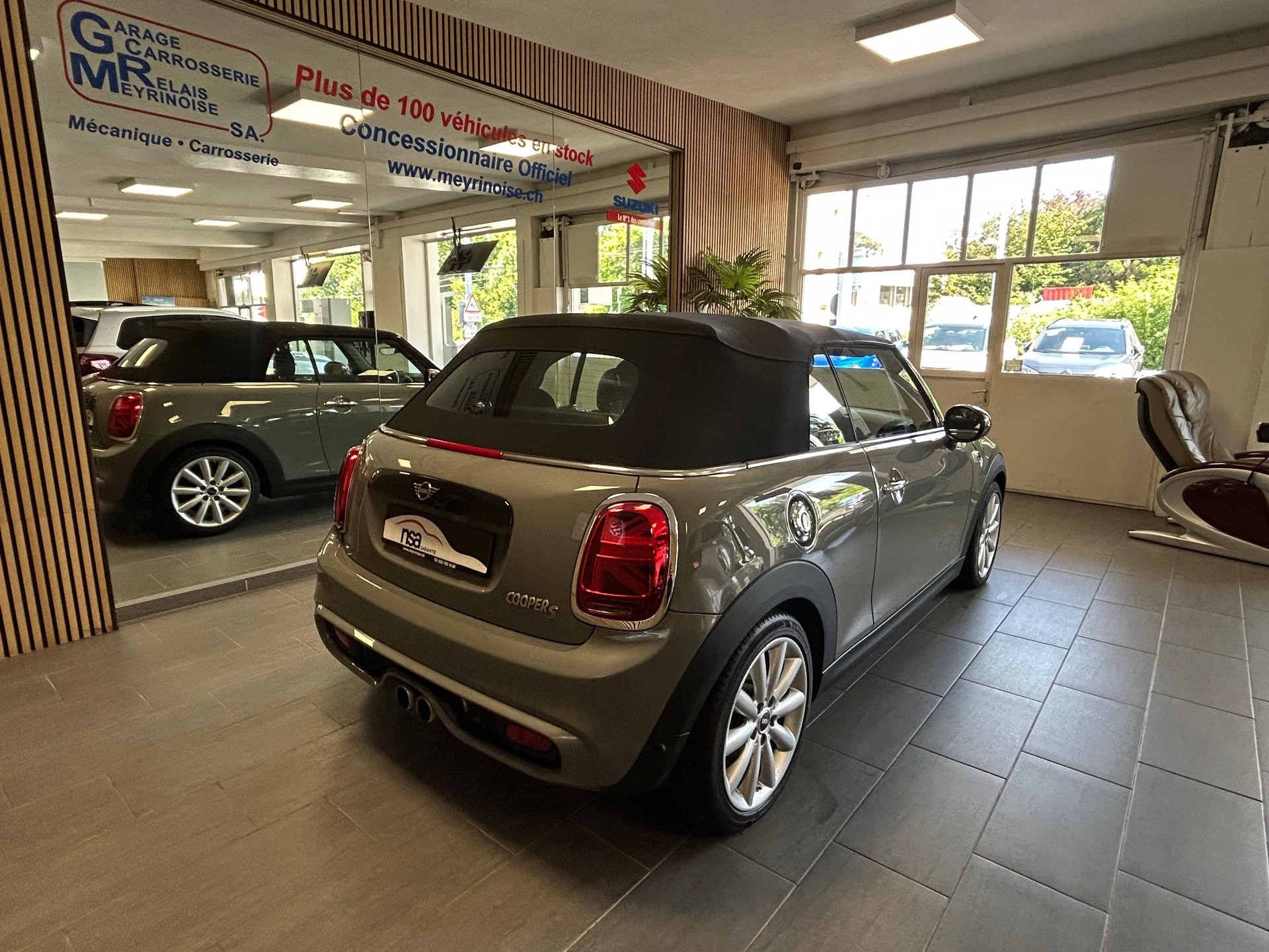 MINI Cabrio F57 2.0i Cooper S CABRIOLET-image-13