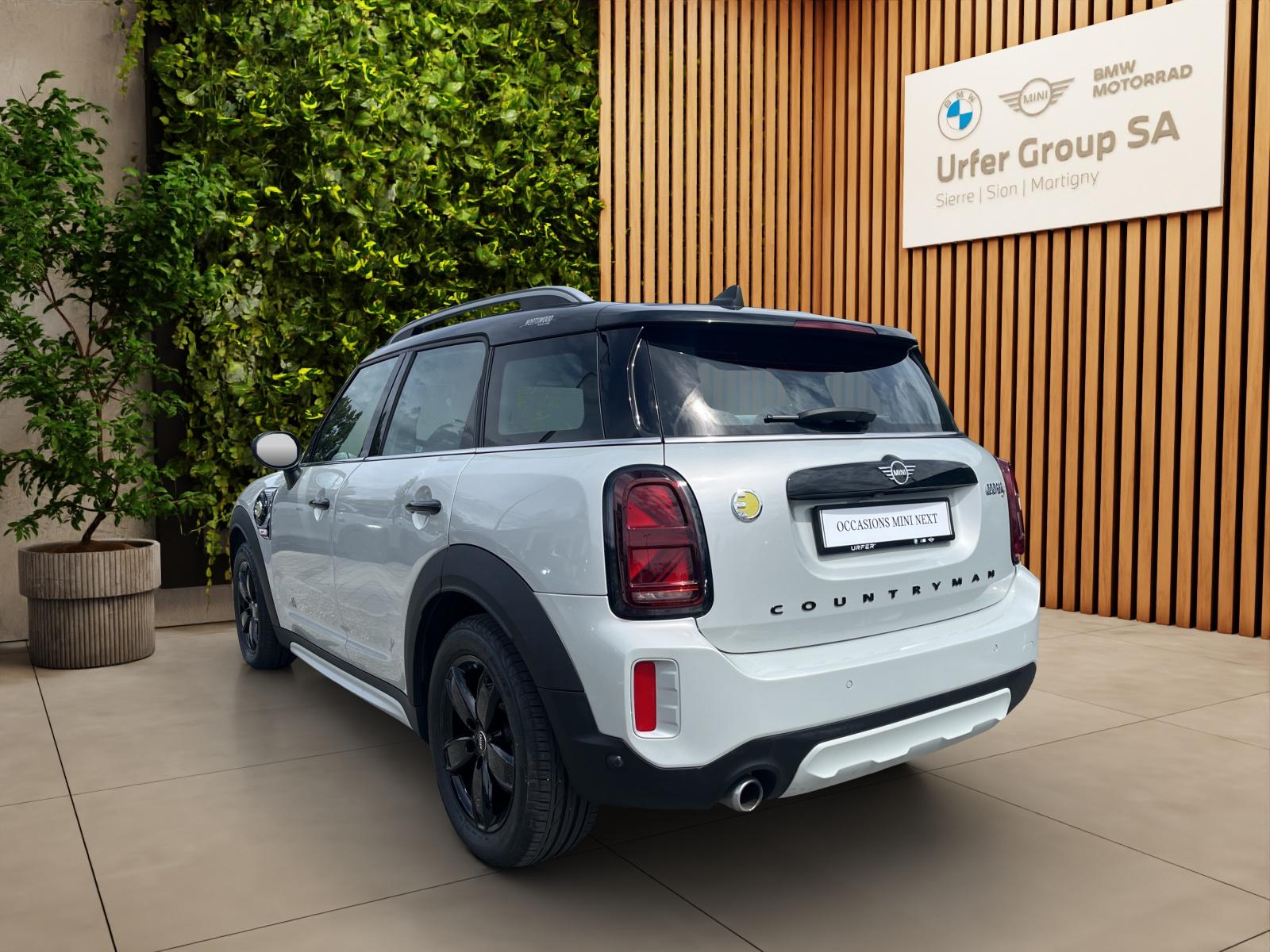 MINI Countryman Cooper SE ALL4 PHEV Steptronic (CH)-image-3