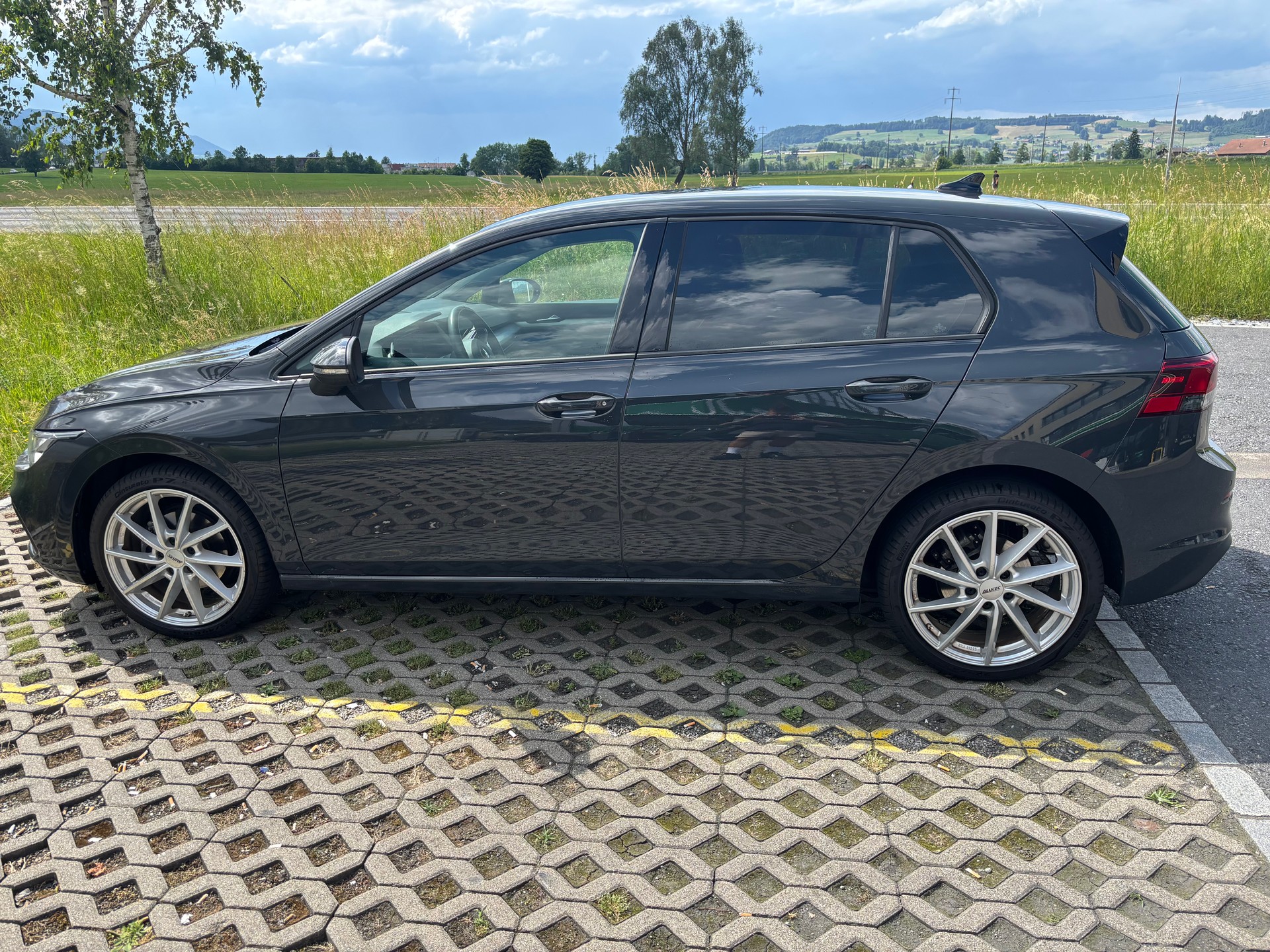 VW 1.0 TSI Life DSG-image-1