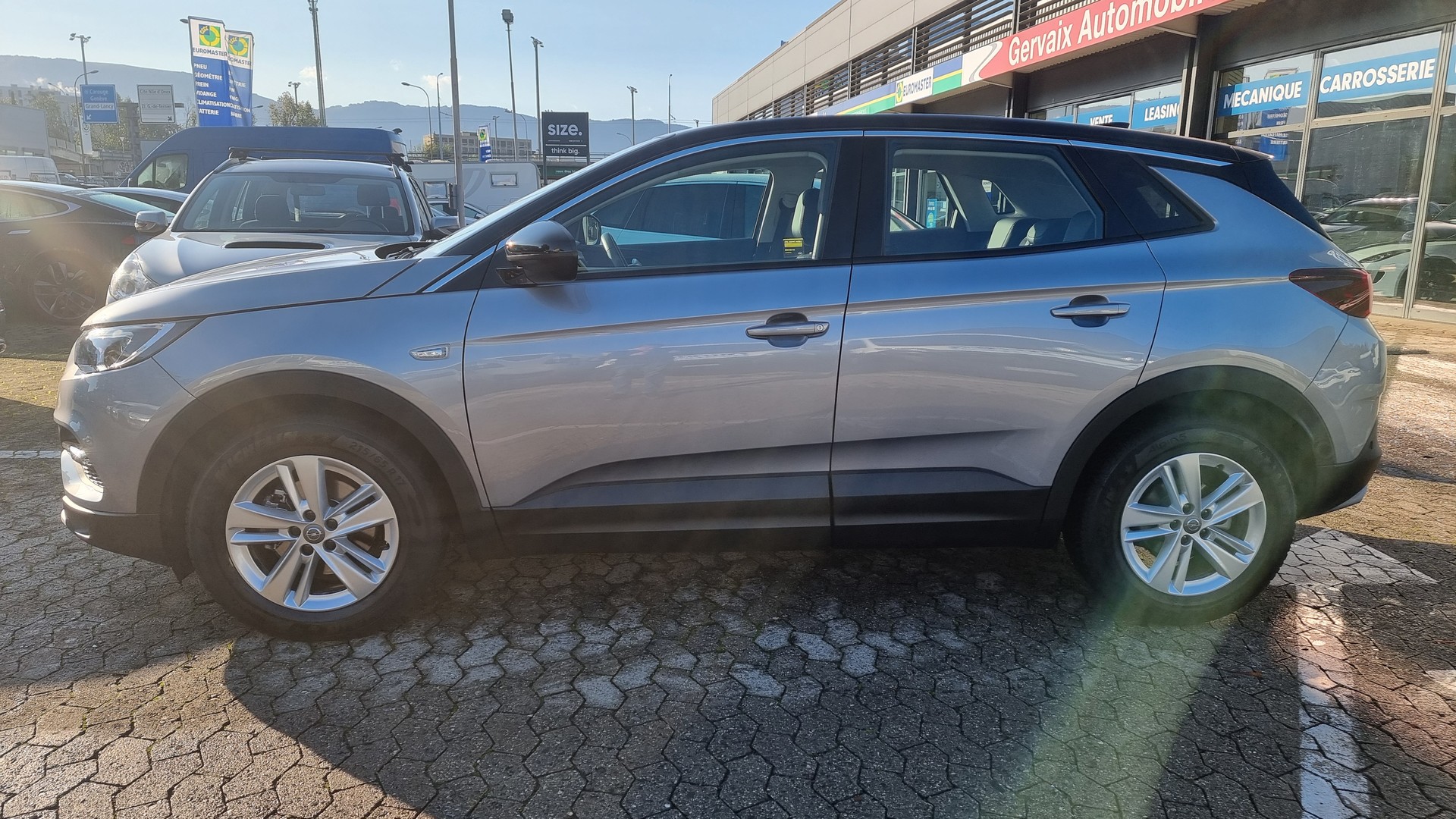 OPEL Grandland X 1.2i TP Excellence-image-1