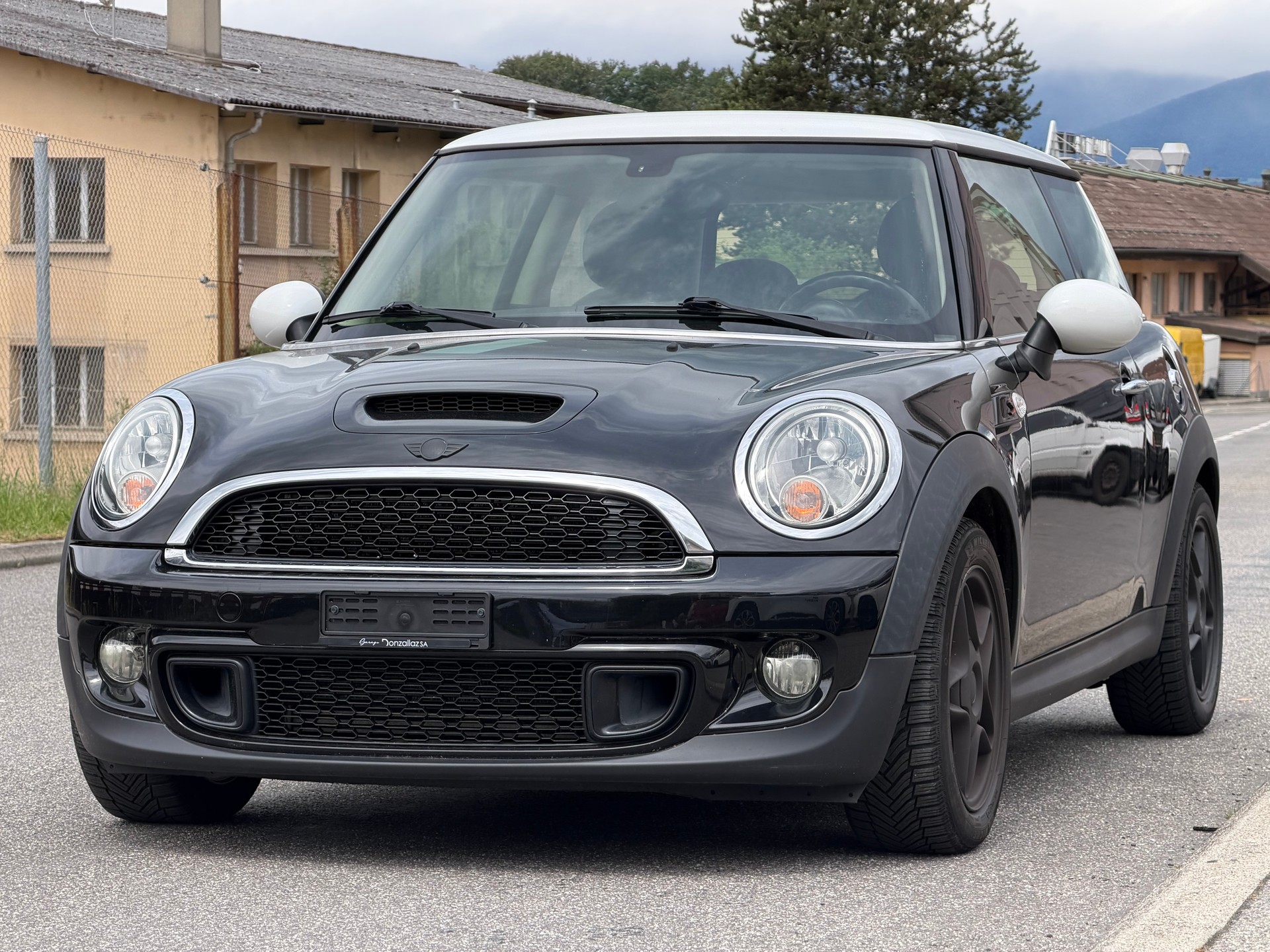 MINI Cooper S Steptronic-image-1