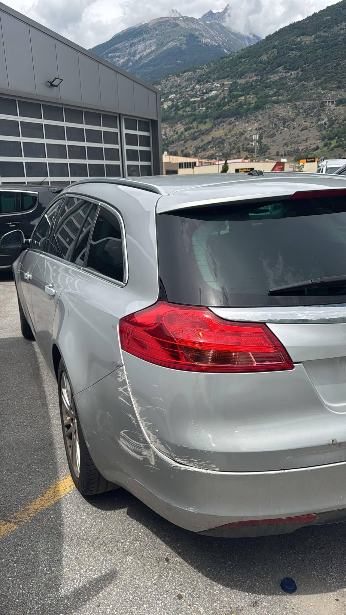 OPEL Insignia Sports Tourer 2.0 CDTI-image-3