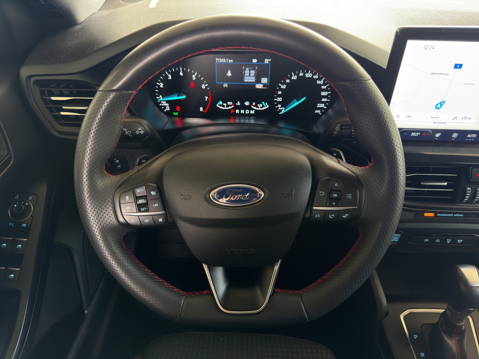 FORD Focus 1.0i EcoB Hybrid 155 ST-Line X-image-10