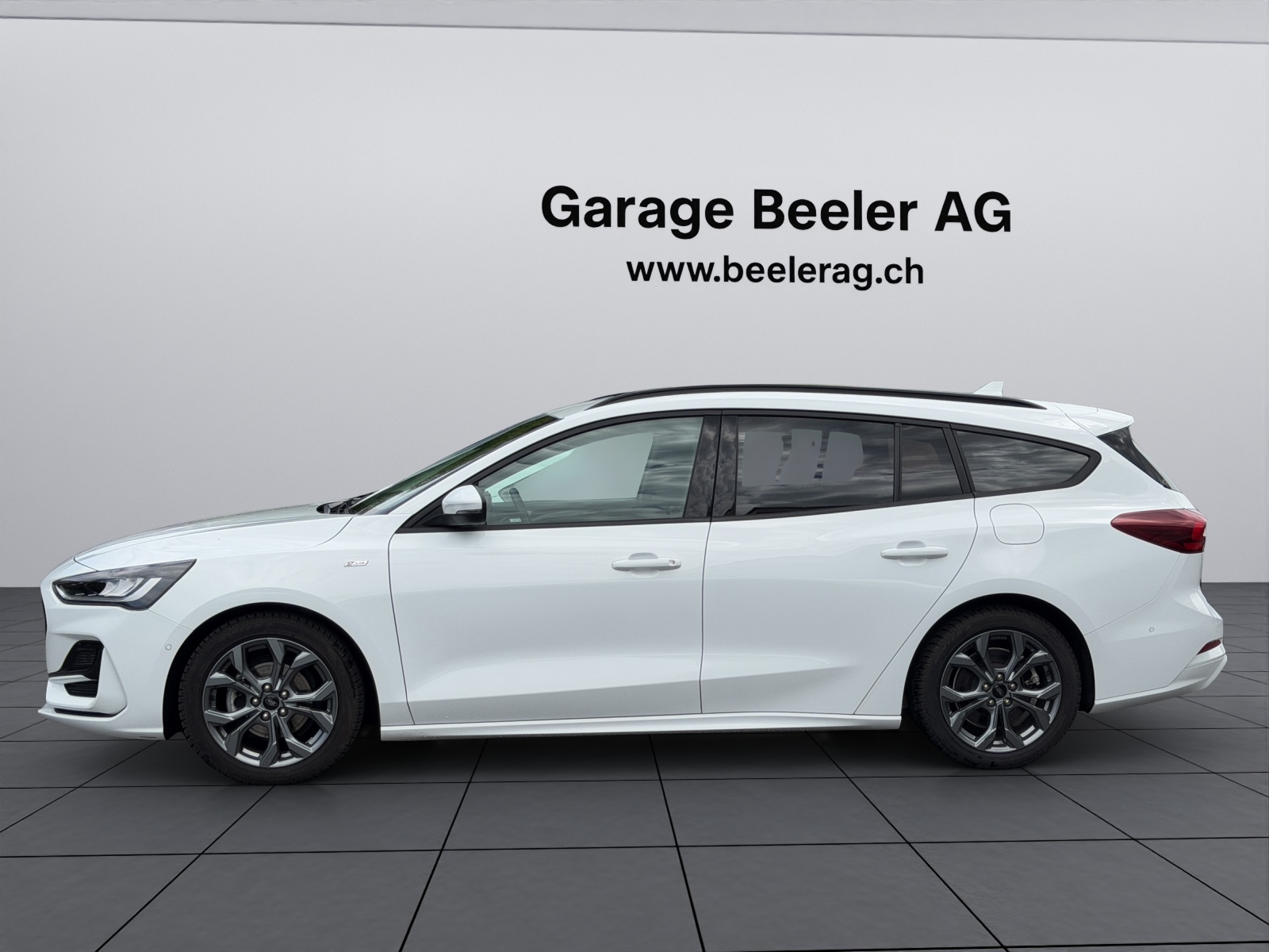 FORD Focus 1.0i EcoB Hybrid 155 ST-Line X-image-7