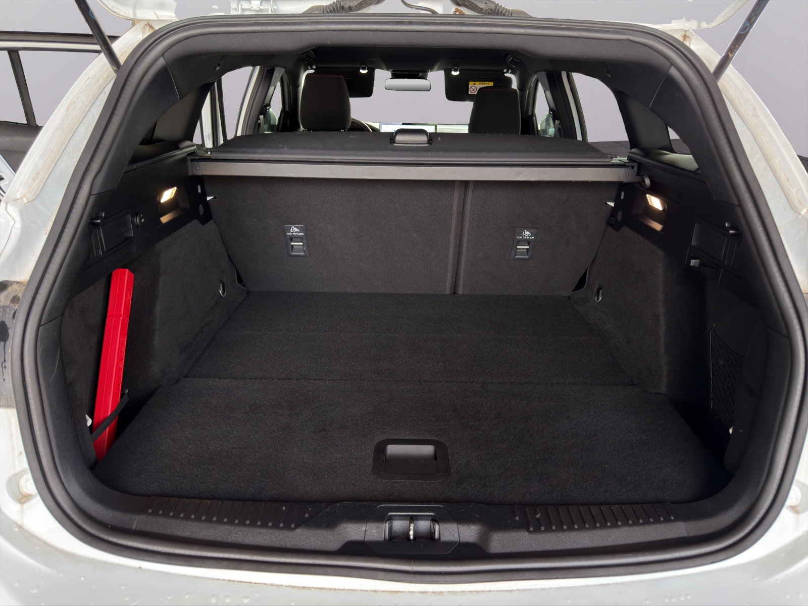 FORD Focus 1.0i EcoB Hybrid 155 ST-Line X-image-15