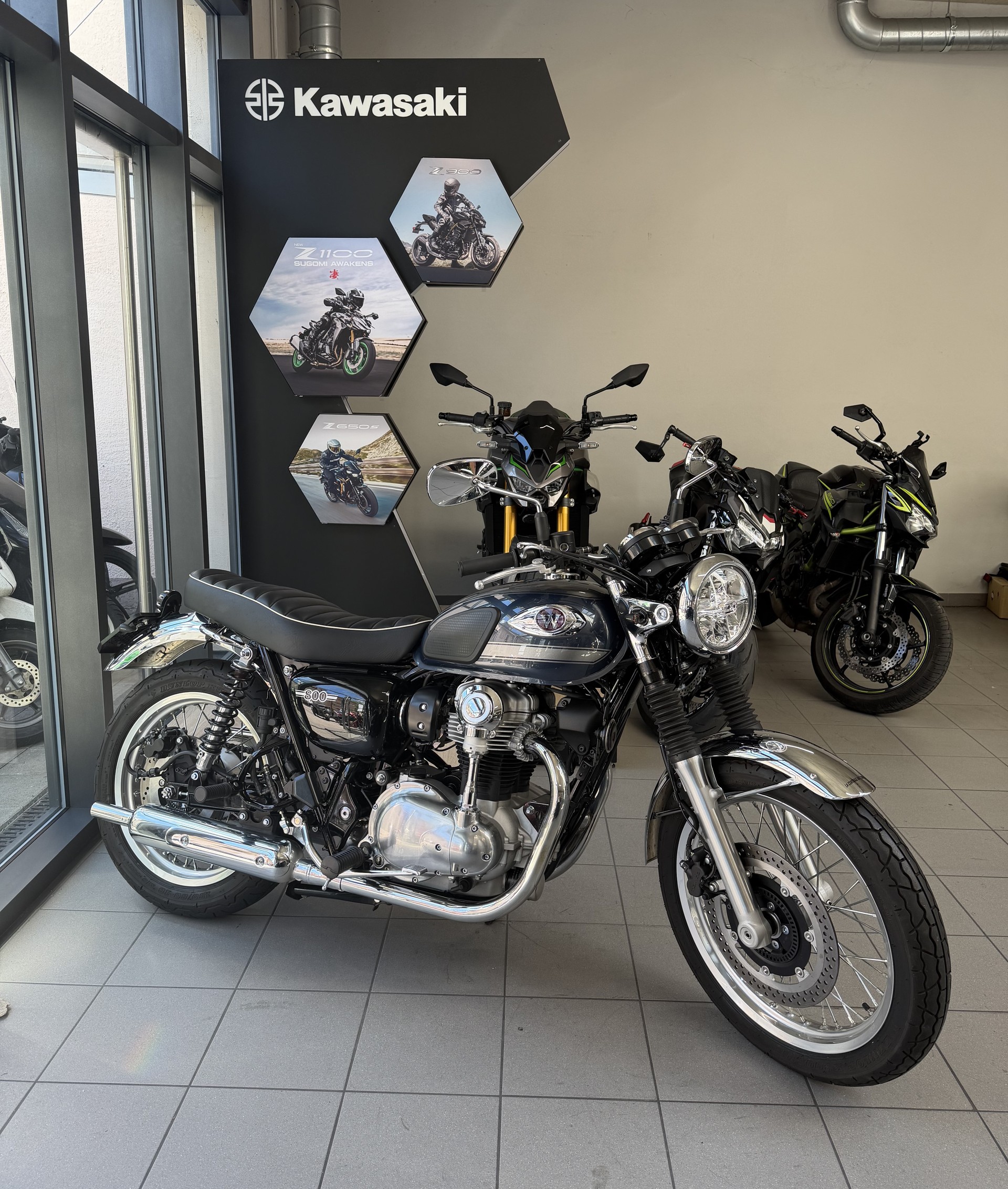 KAWASAKI W 800