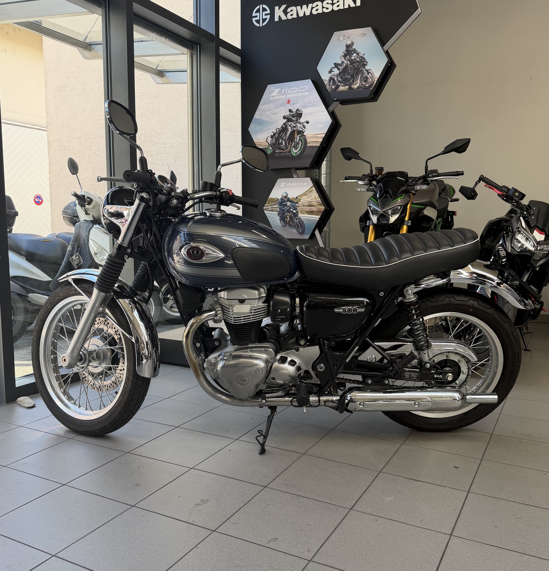 KAWASAKI W 800-image-1