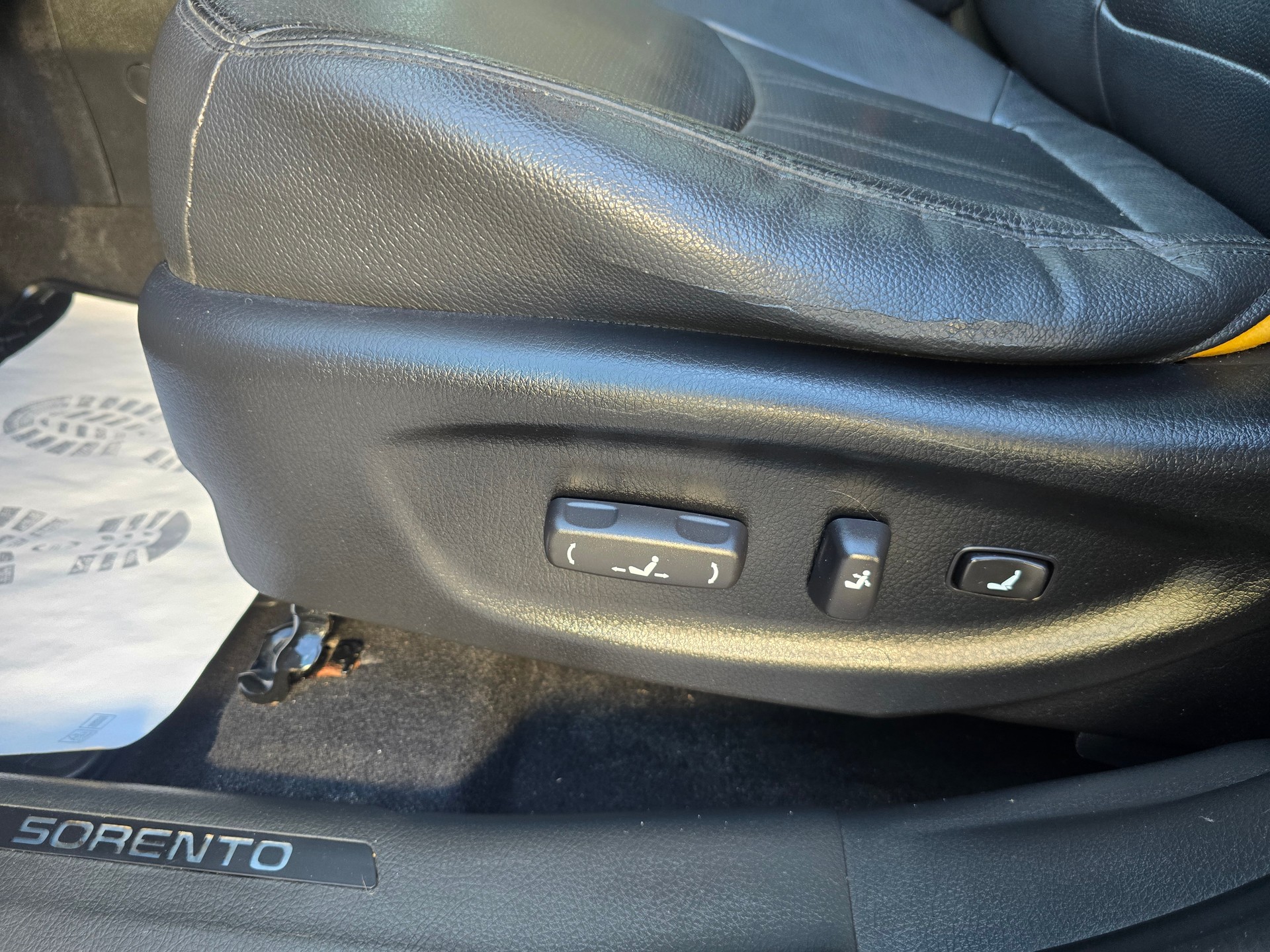 KIA Sorento 2.2 CRDI Style Automatic-image-16